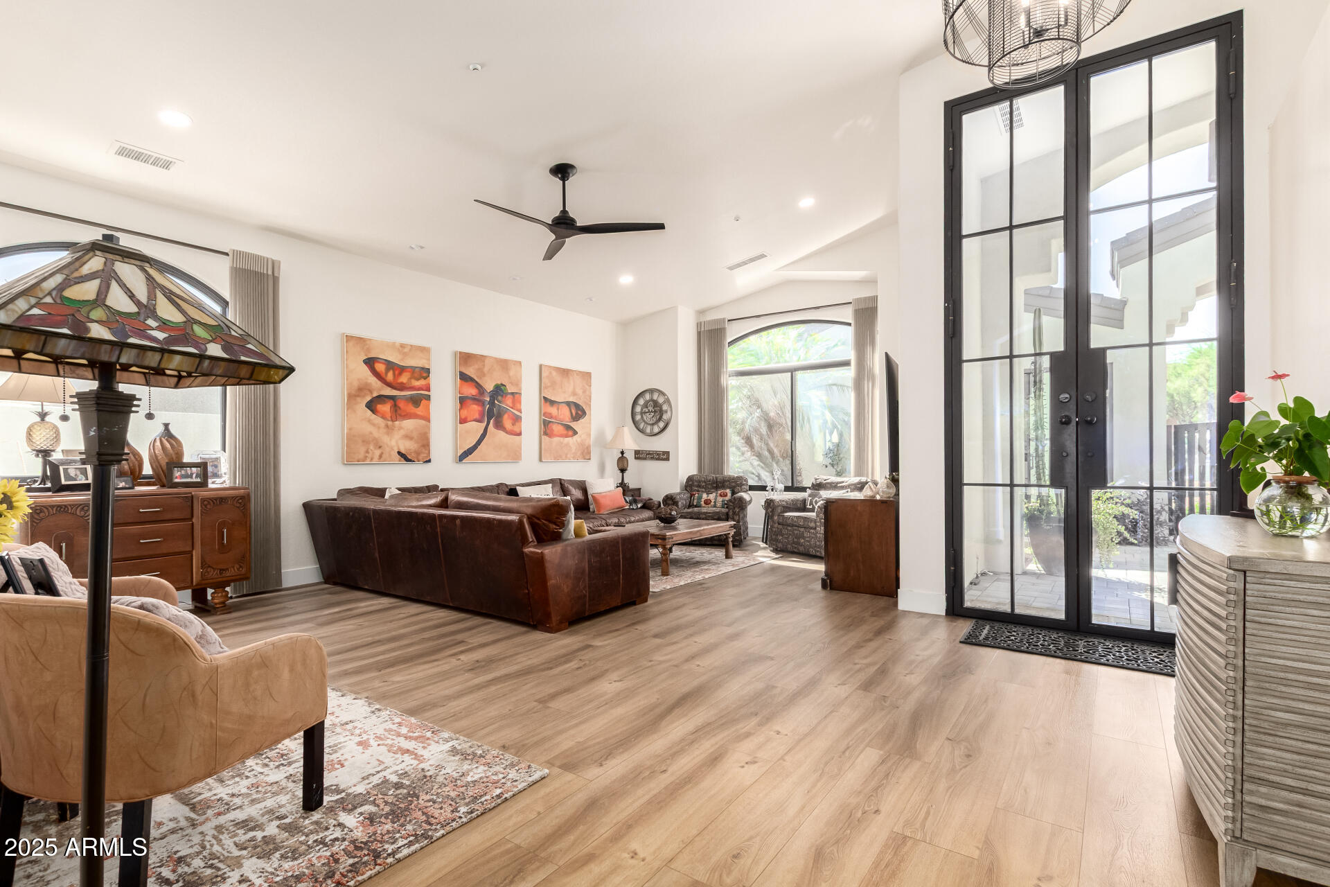 7160 E RIDGEVIEW Place