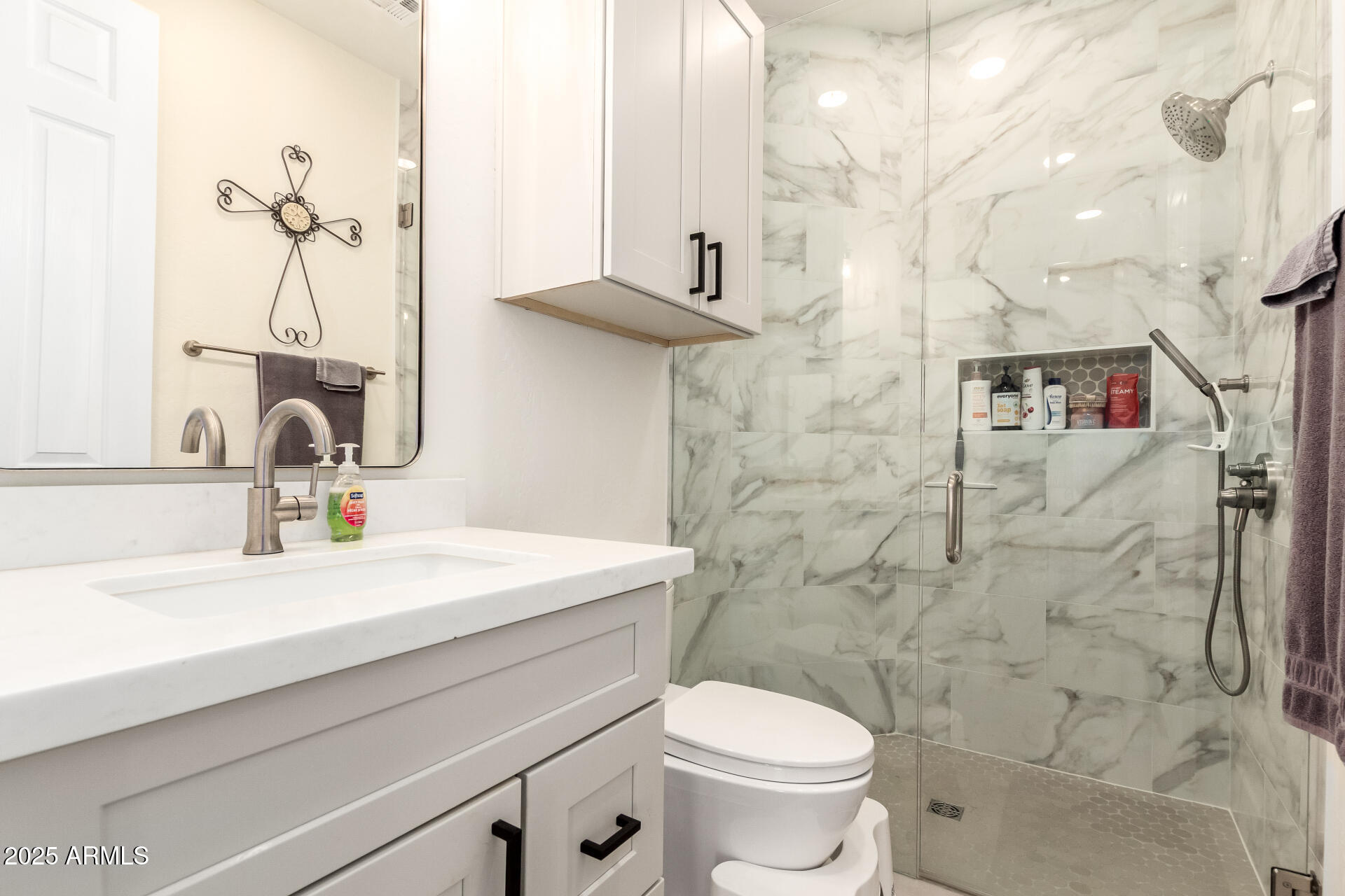 7160 E RIDGEVIEW Place