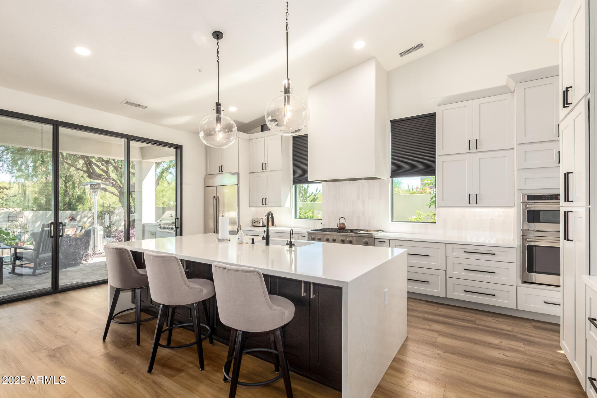 7160 E RIDGEVIEW Place