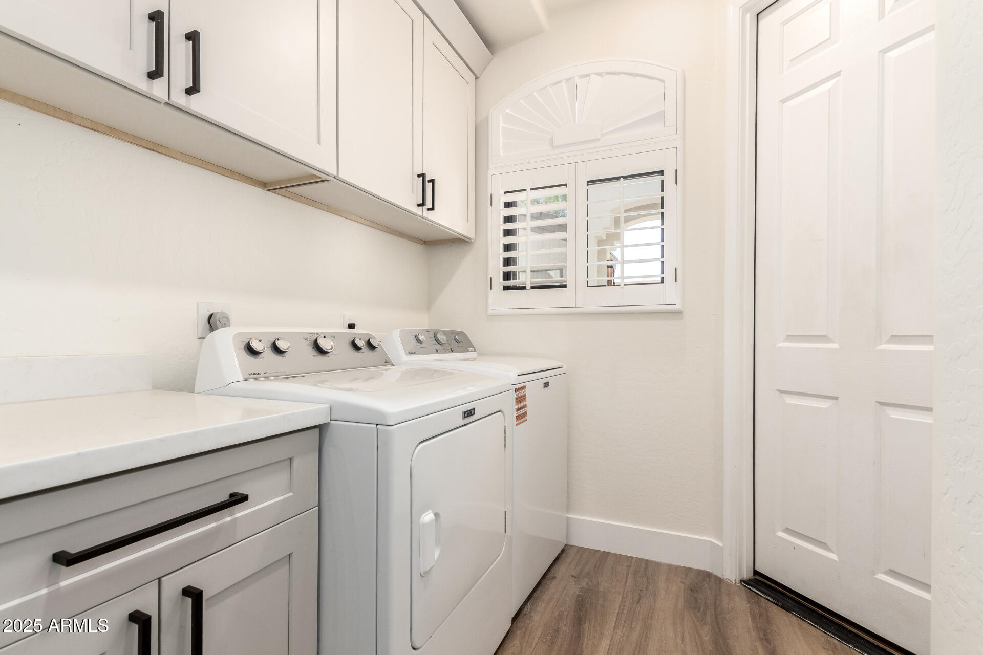 7160 E RIDGEVIEW Place