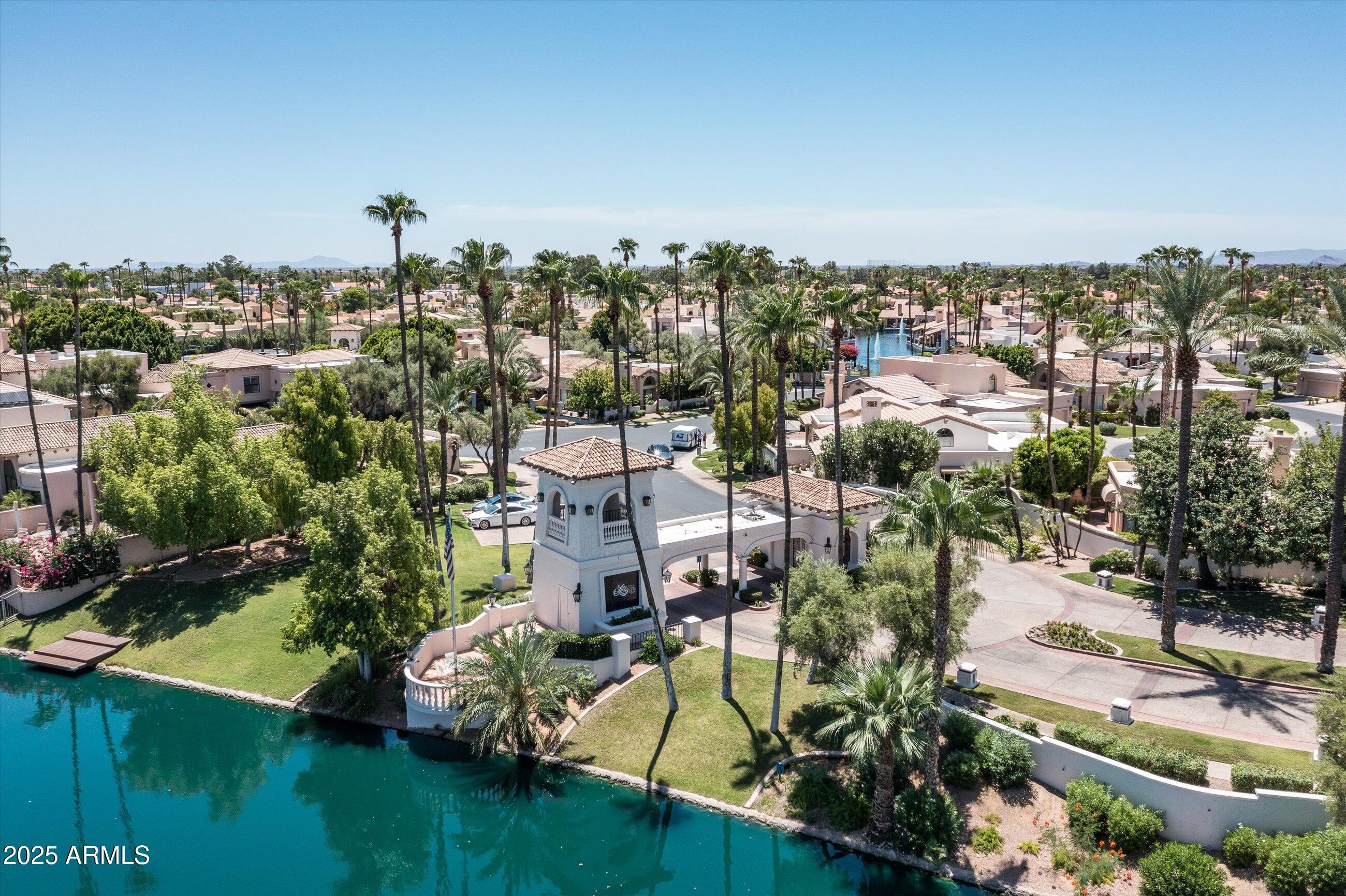 10118 E CINNABAR Avenue