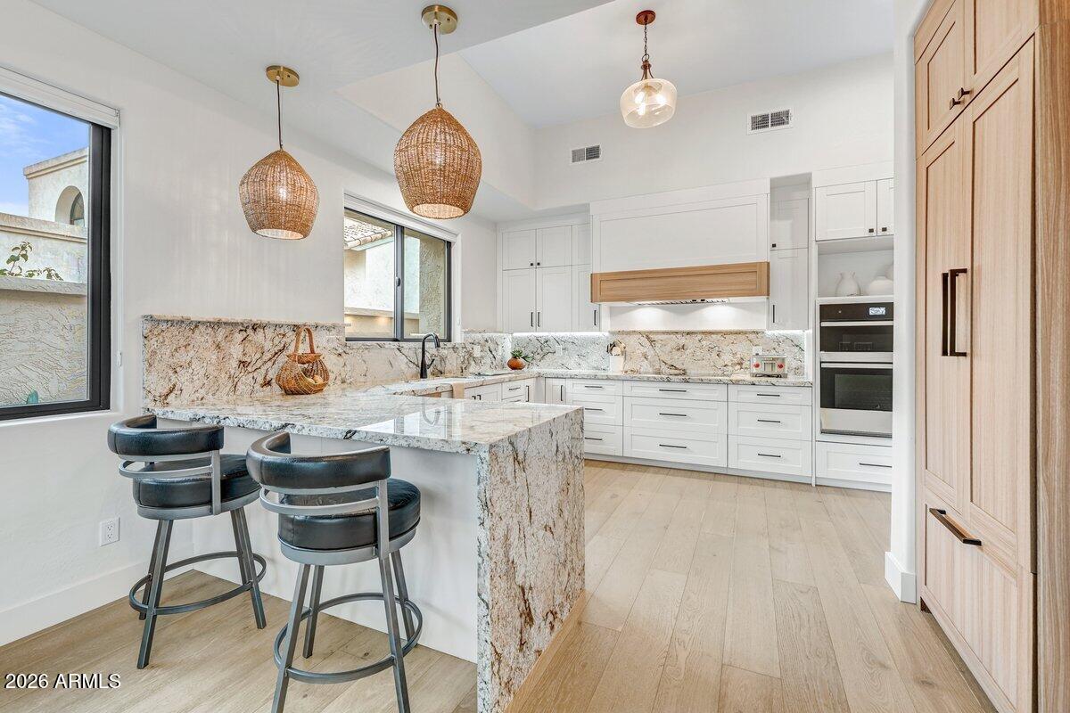 10118 E CINNABAR Avenue