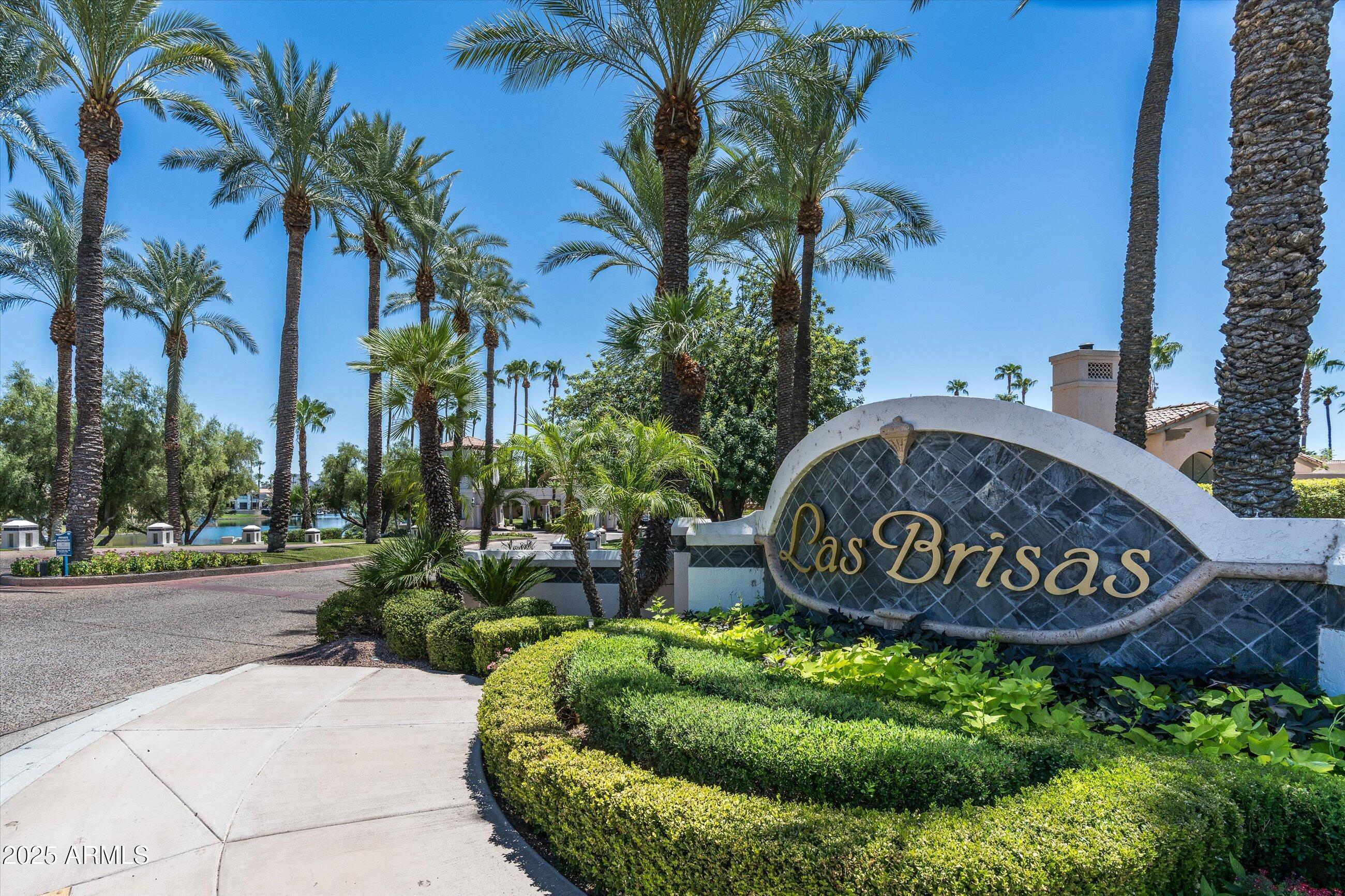 10118 E CINNABAR Avenue