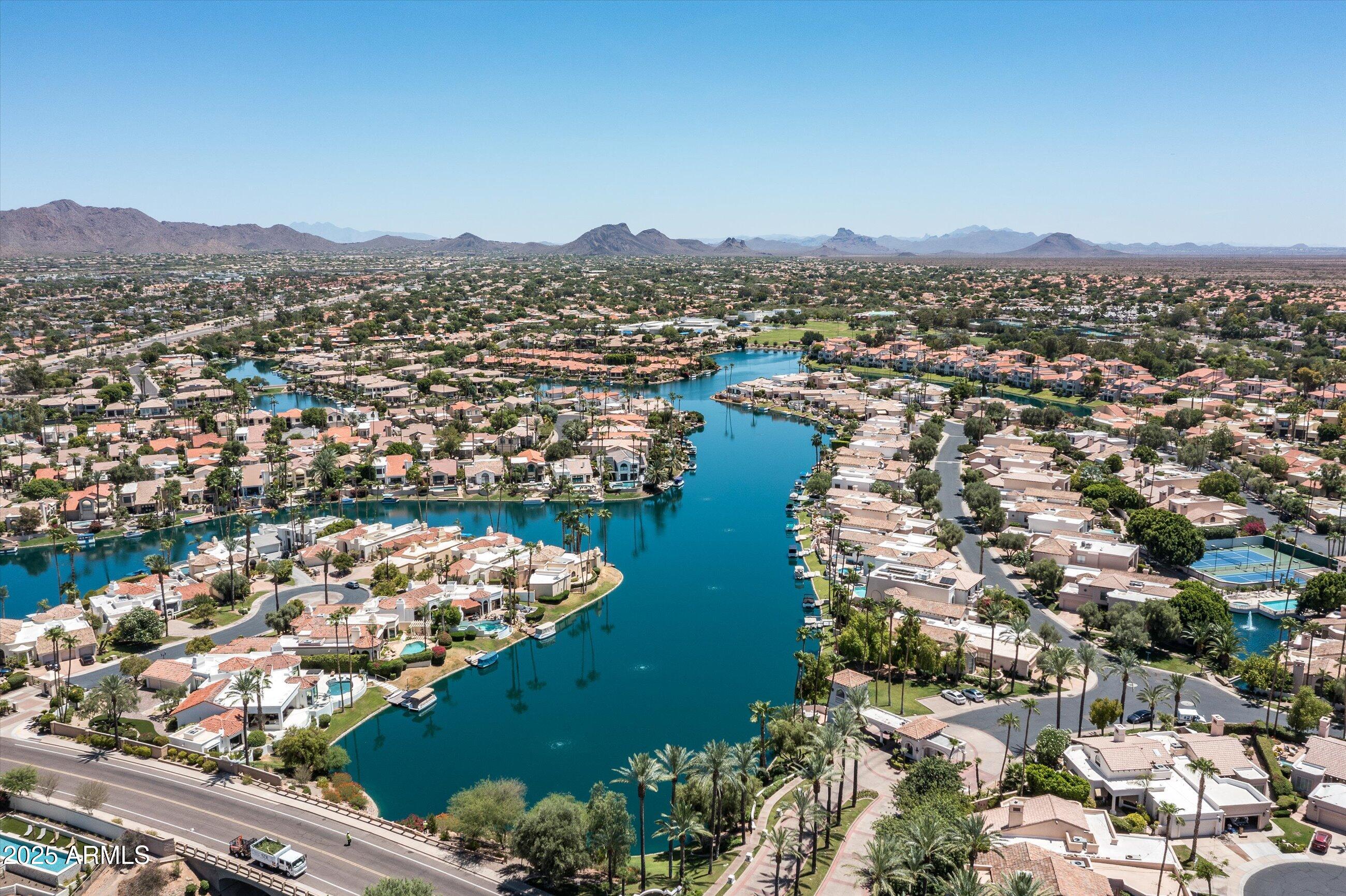 10118 E CINNABAR Avenue