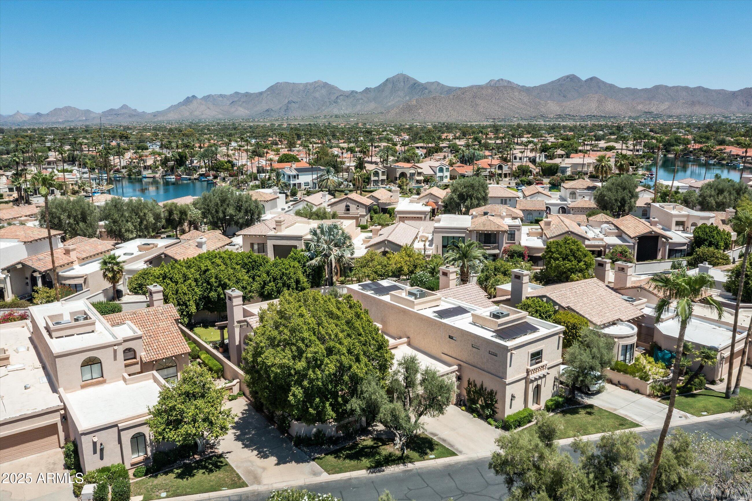 10118 E CINNABAR Avenue