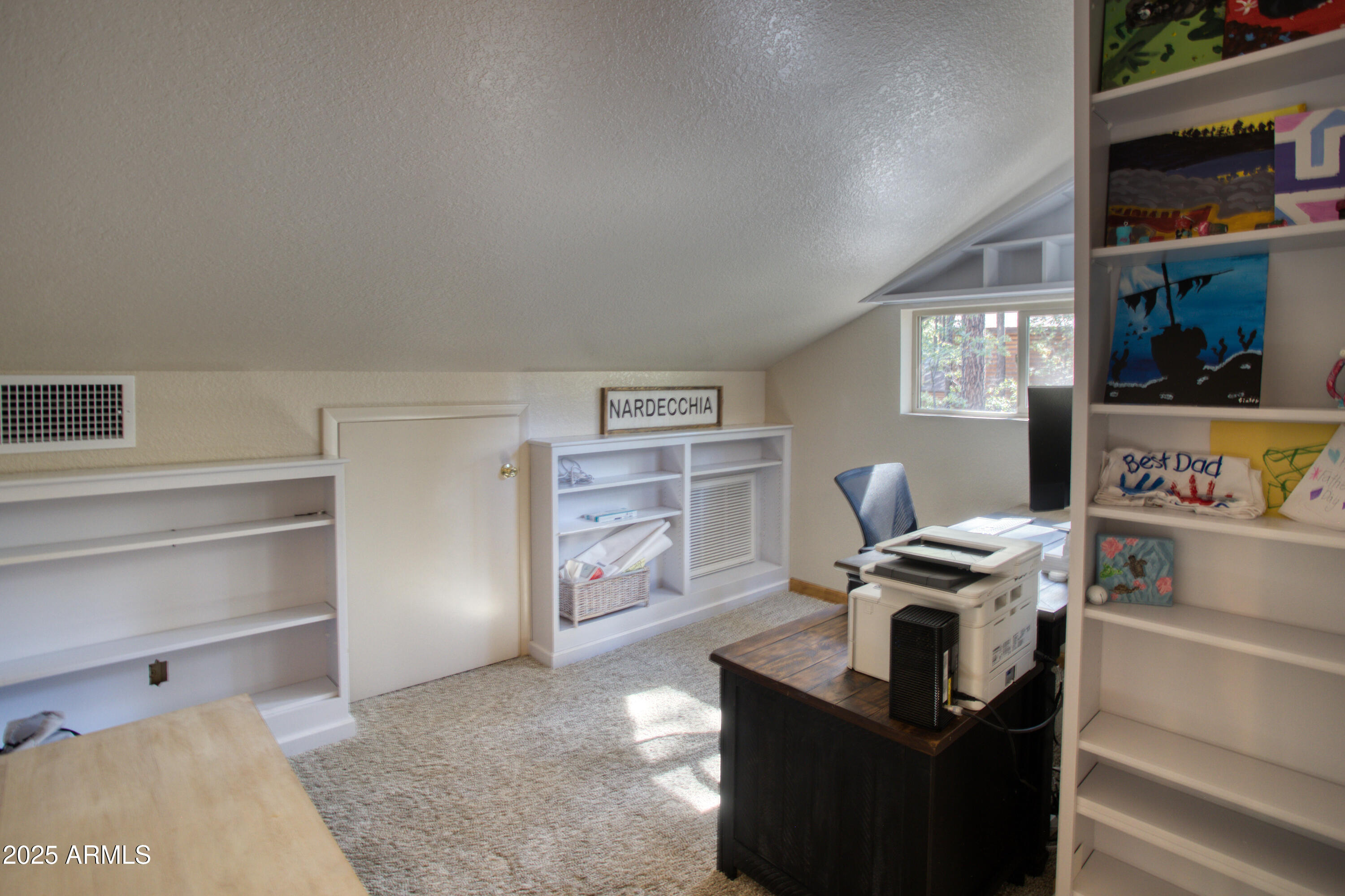 3680 Woodpecker Lane