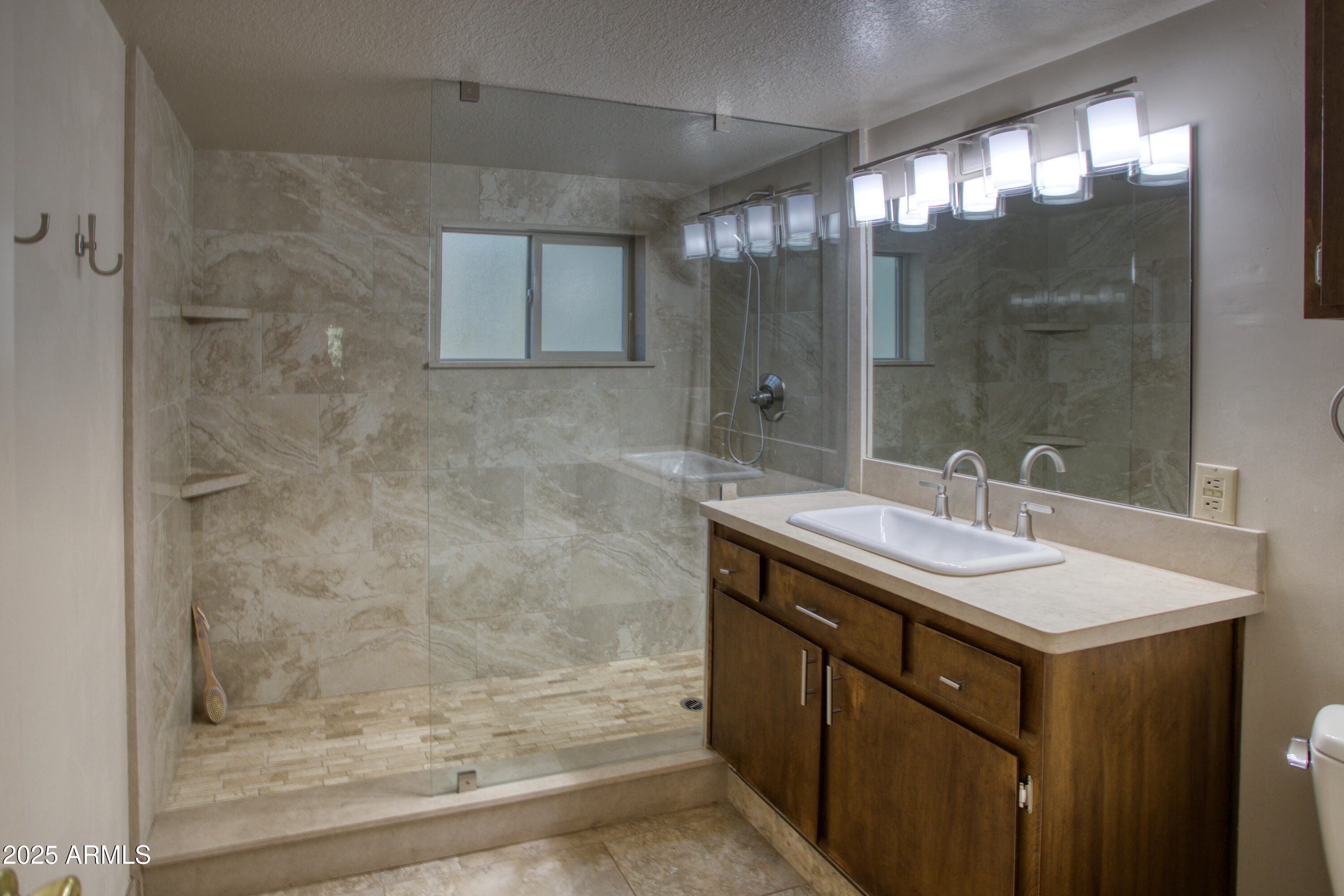 3680 Woodpecker Lane