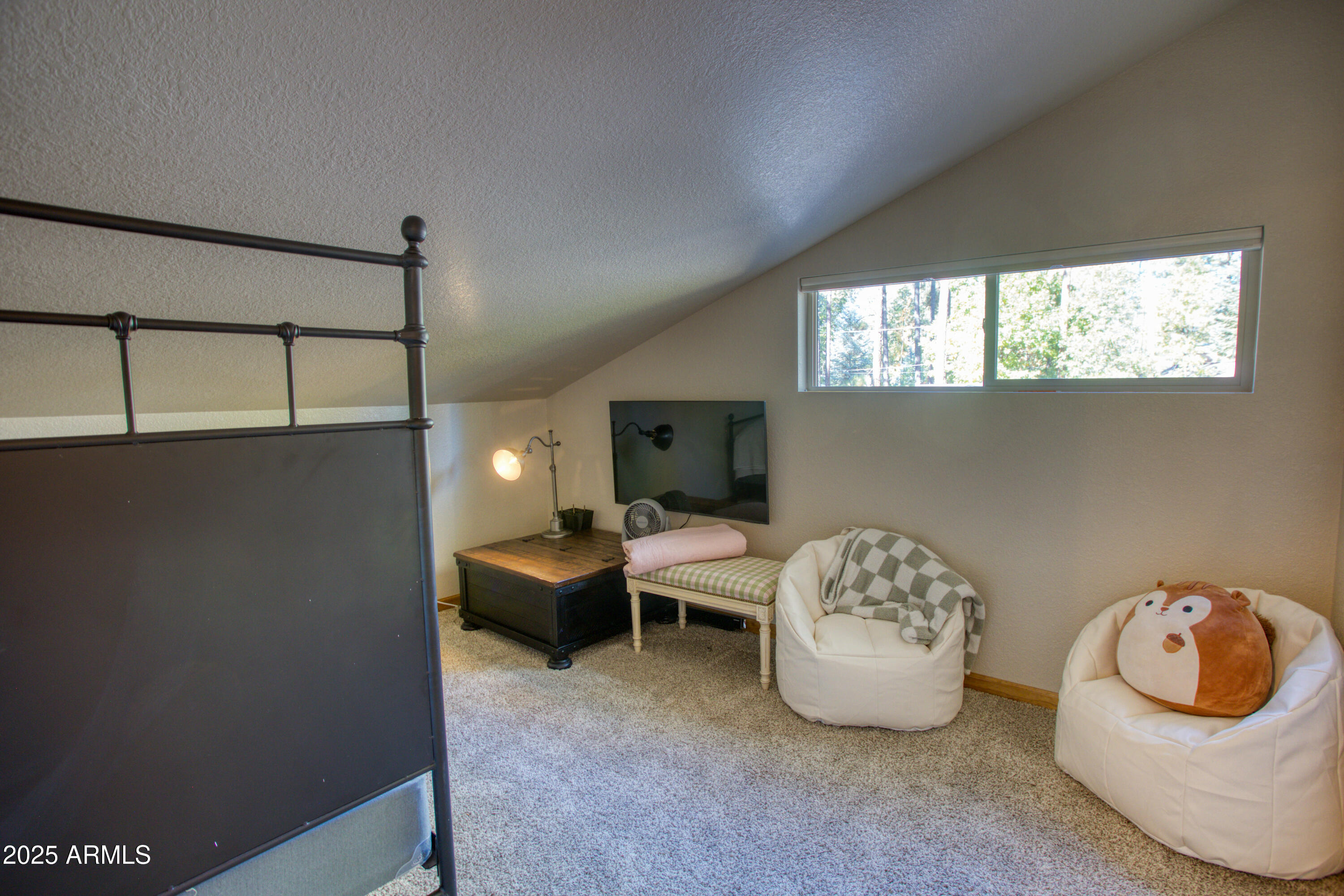 3680 Woodpecker Lane