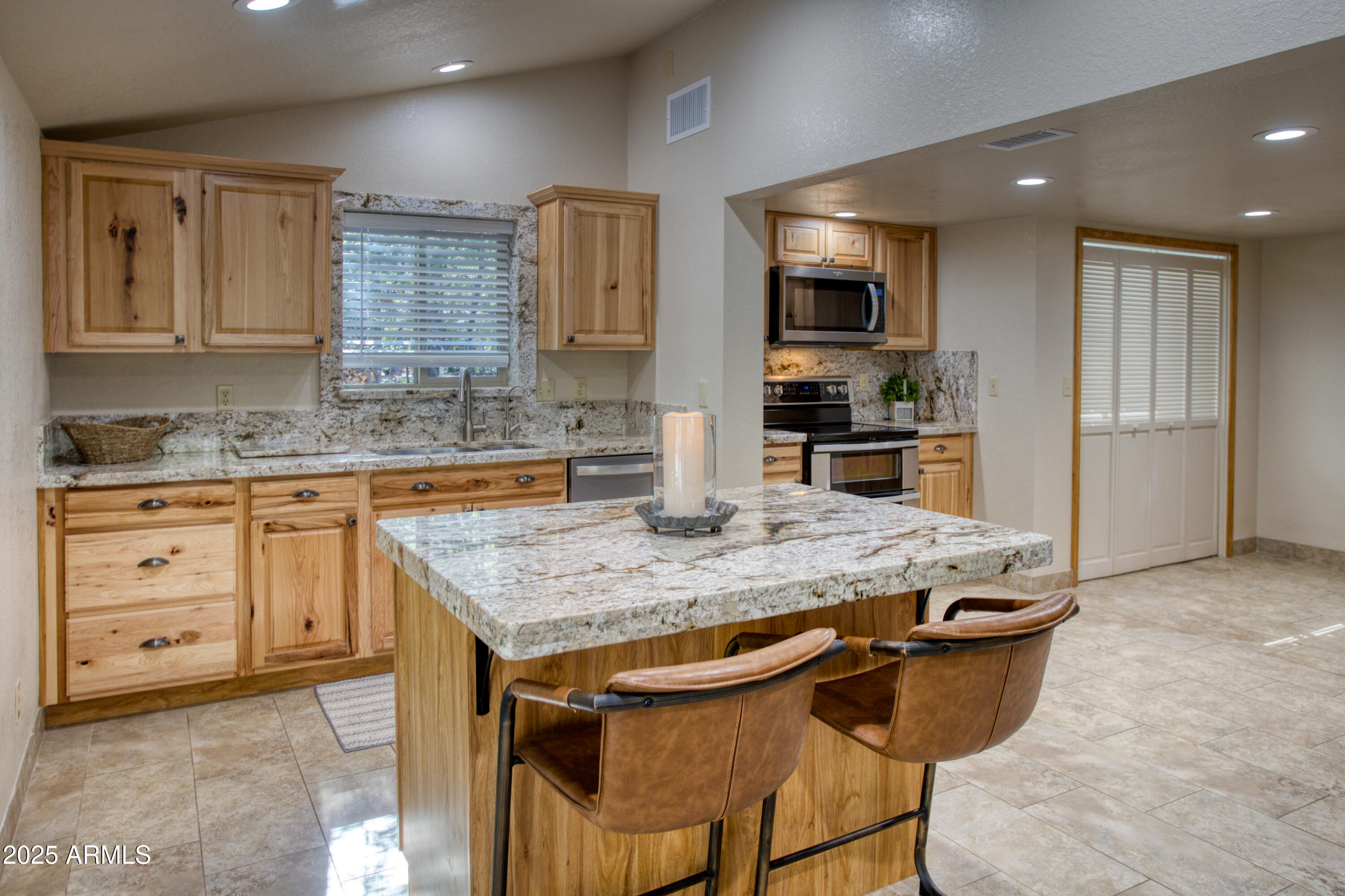 3680 Woodpecker Lane