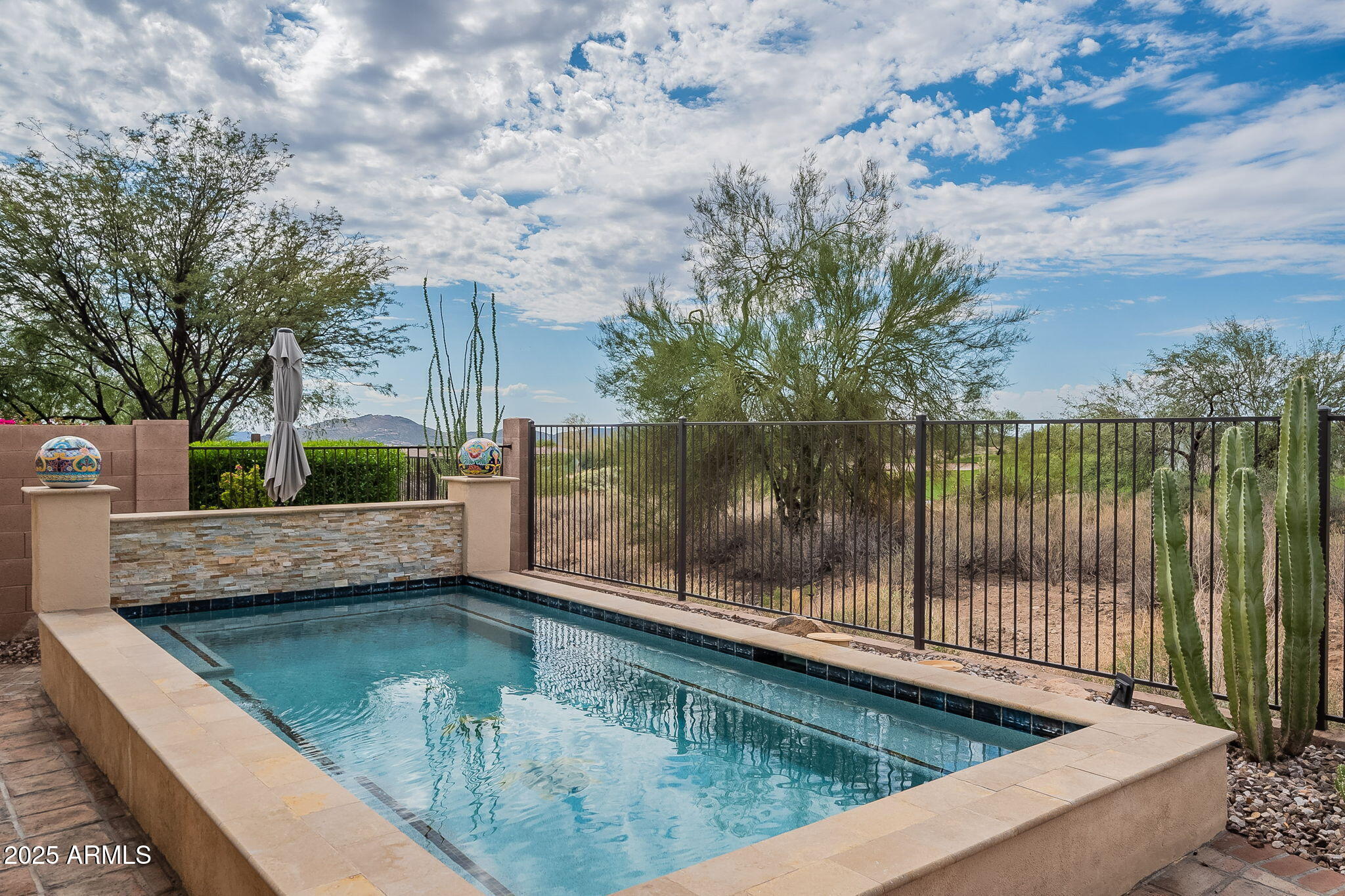 41124 N PRESTANCIA Drive