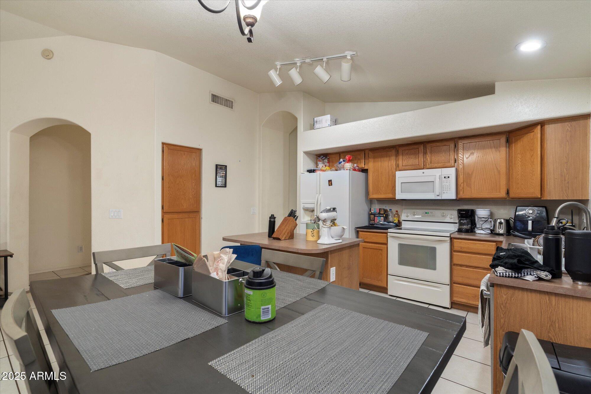 3015 S Woodruff Drive