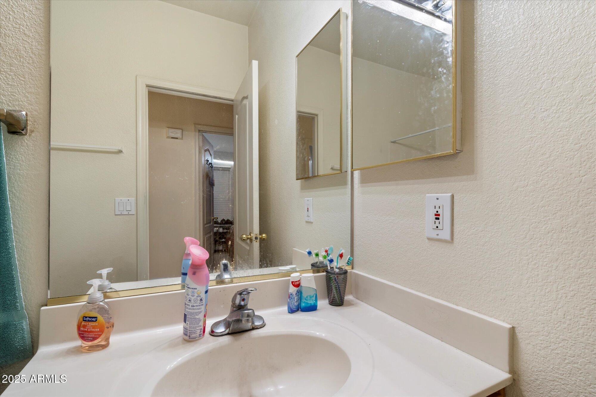 3015 S Woodruff Drive