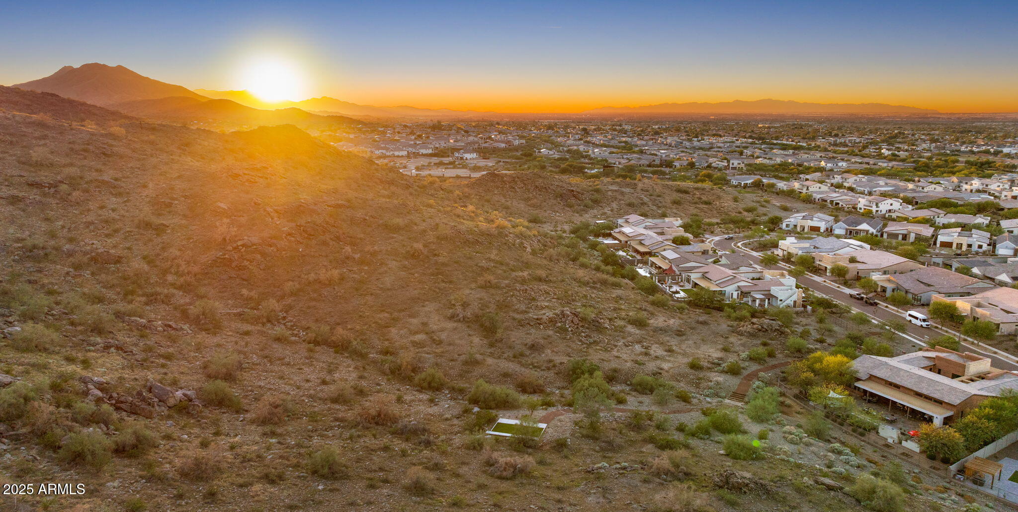 1353 E PASEO Way, Phoenix