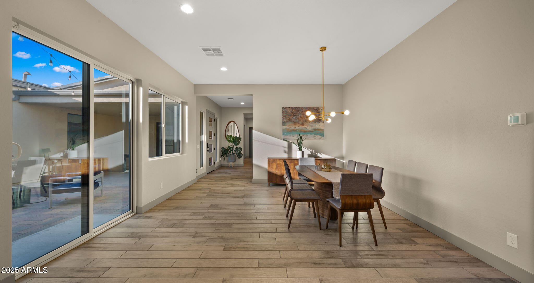 1353 E PASEO Way, Phoenix