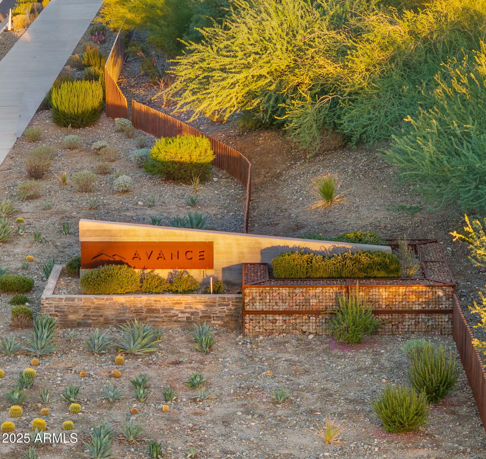 1353 E PASEO Way, Phoenix