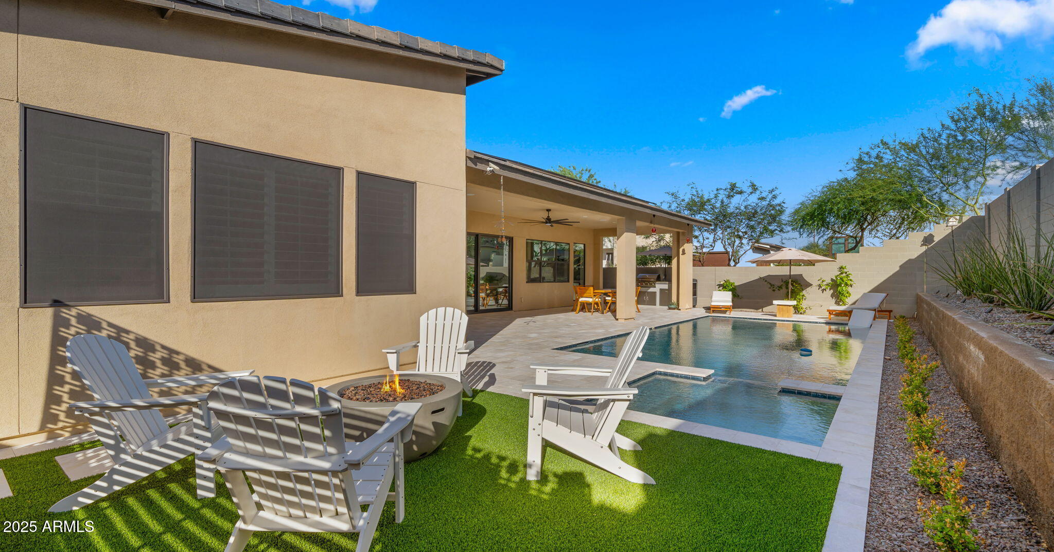 1353 E PASEO Way, Phoenix