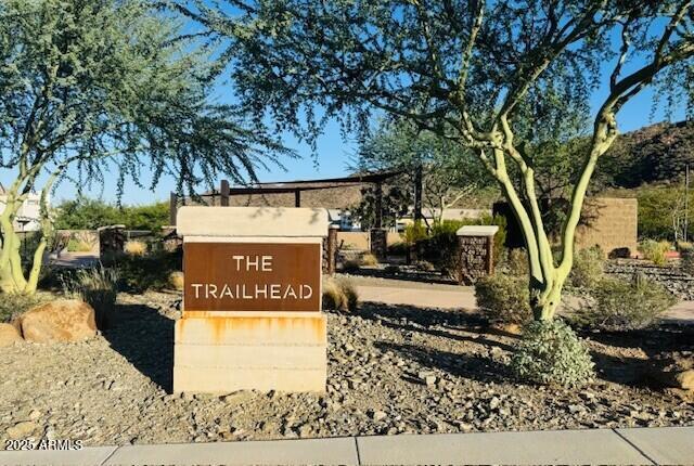 1353 E PASEO Way, Phoenix