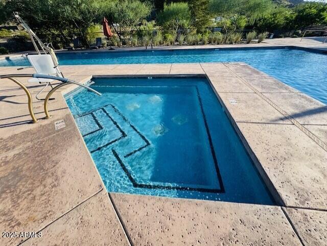 1353 E PASEO Way, Phoenix