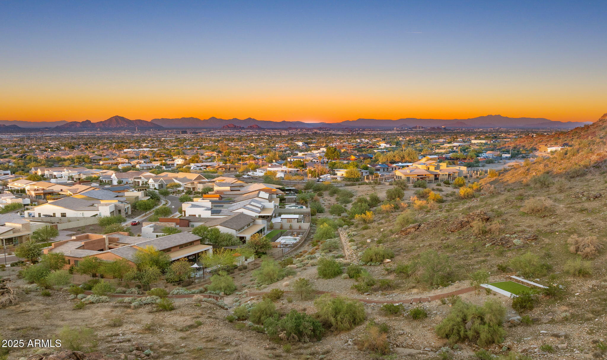 1353 E PASEO Way, Phoenix