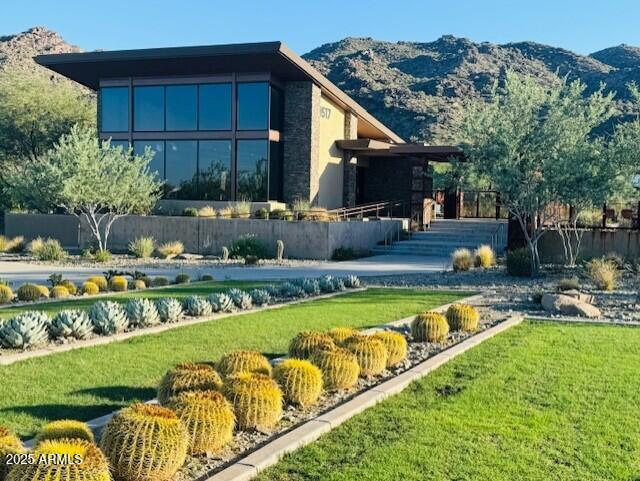 1353 E PASEO Way, Phoenix