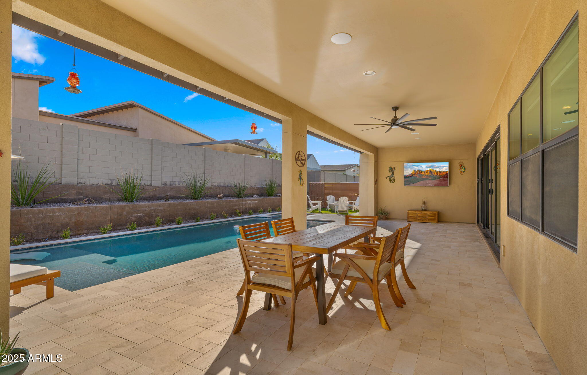 1353 E PASEO Way, Phoenix