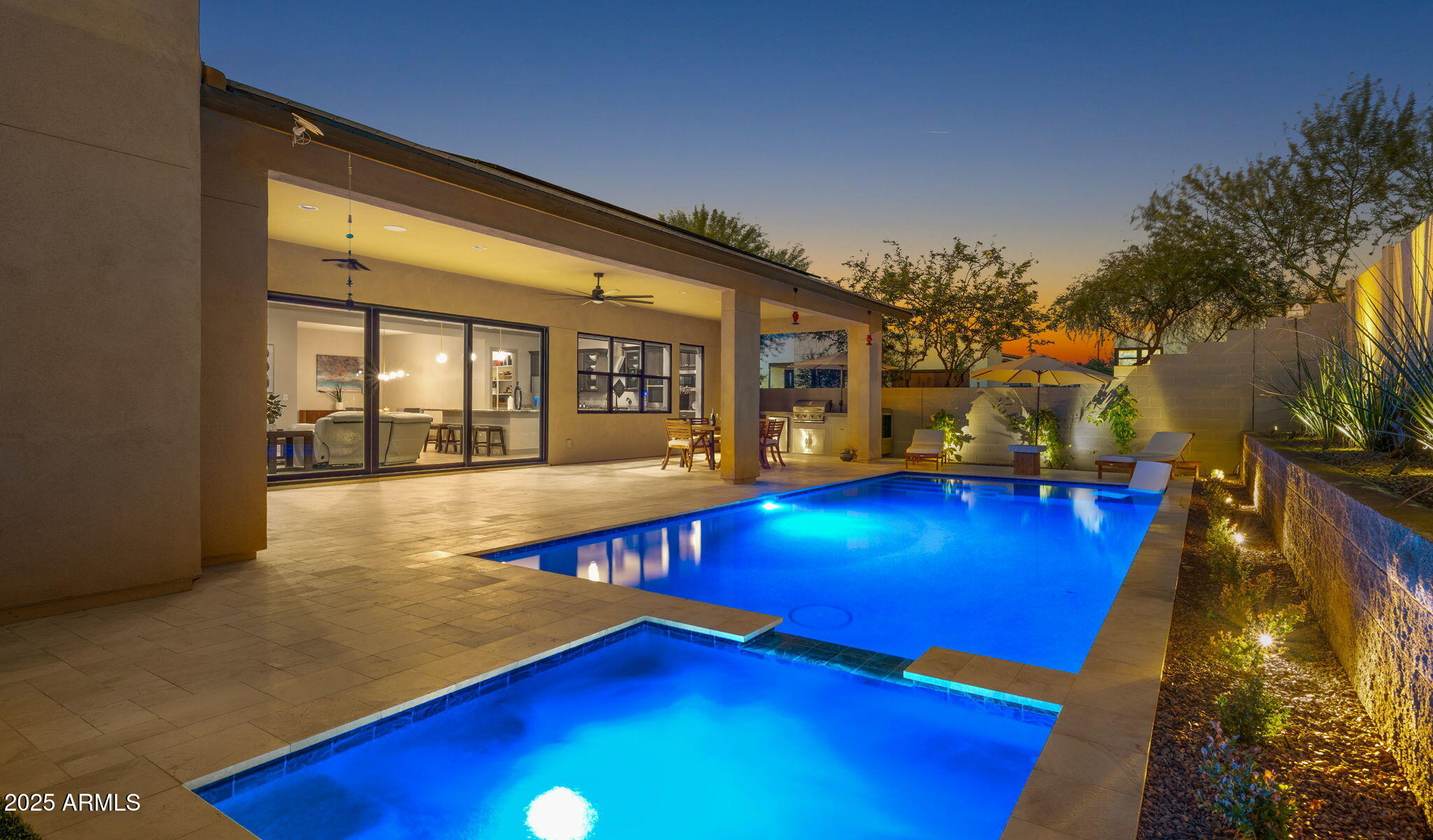 1353 E PASEO Way, Phoenix