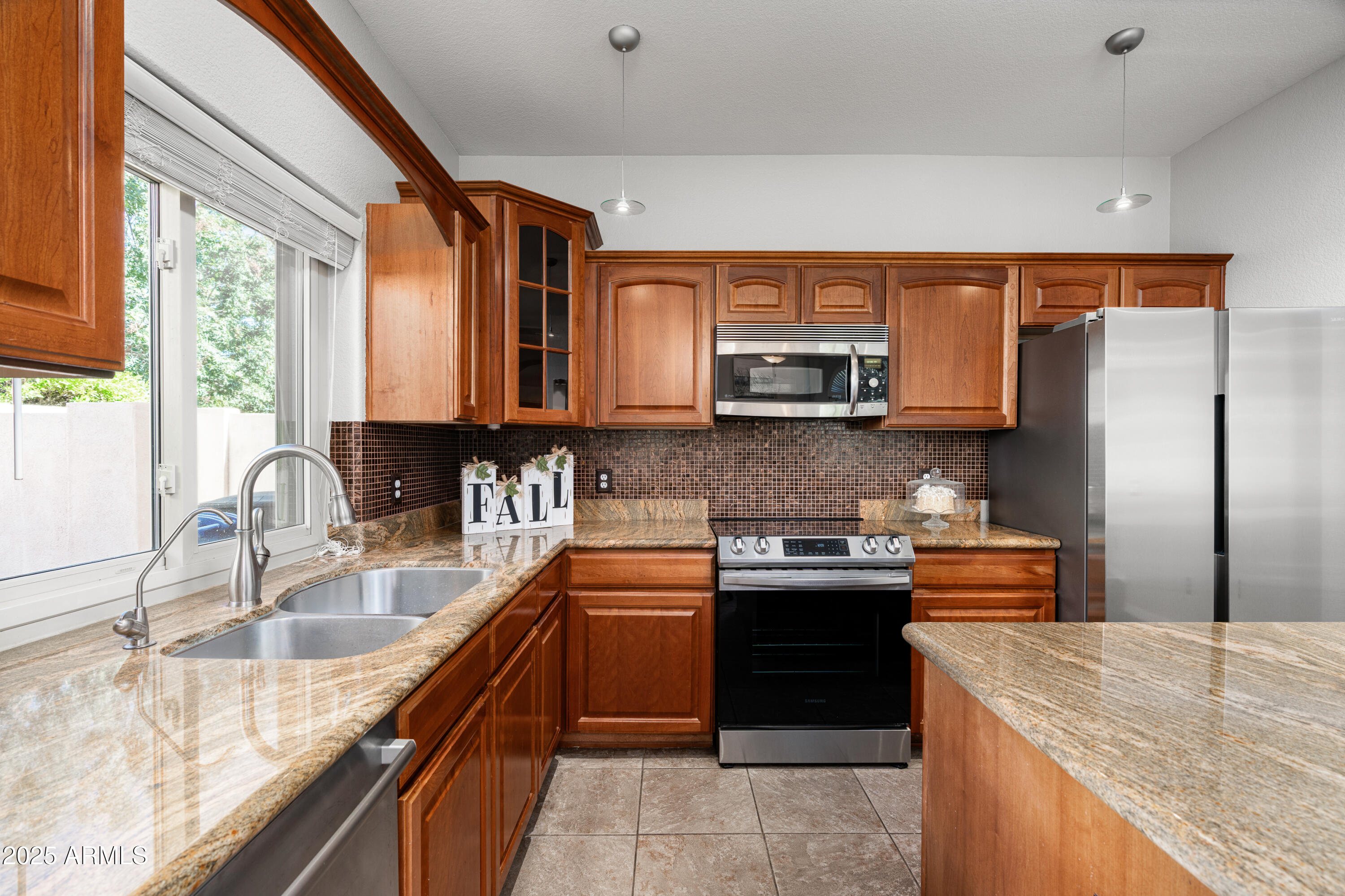 590 N CHOLLA Street, Chandler