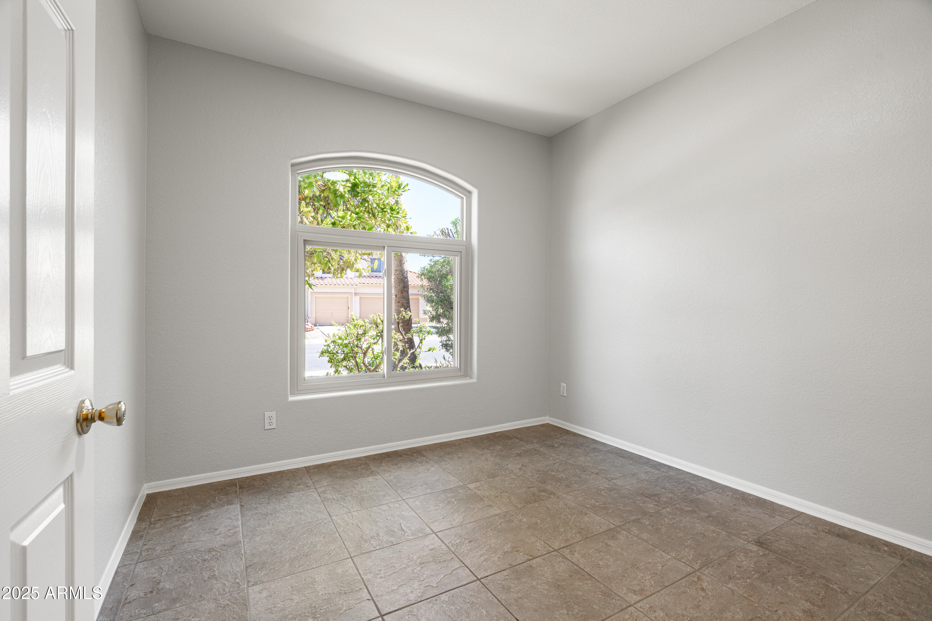 590 N CHOLLA Street, Chandler