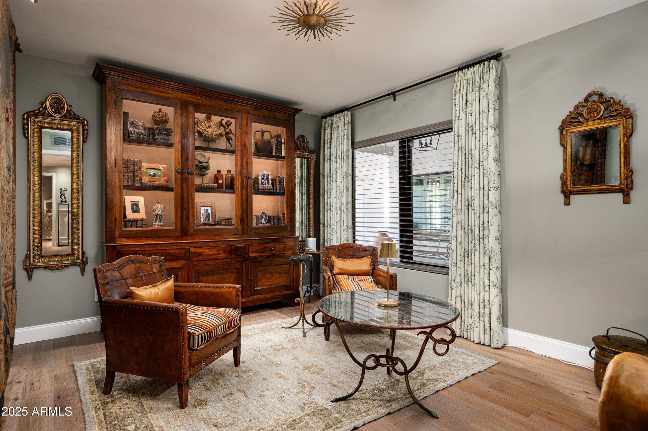 8541 N FARVIEW Drive, Scottsdale