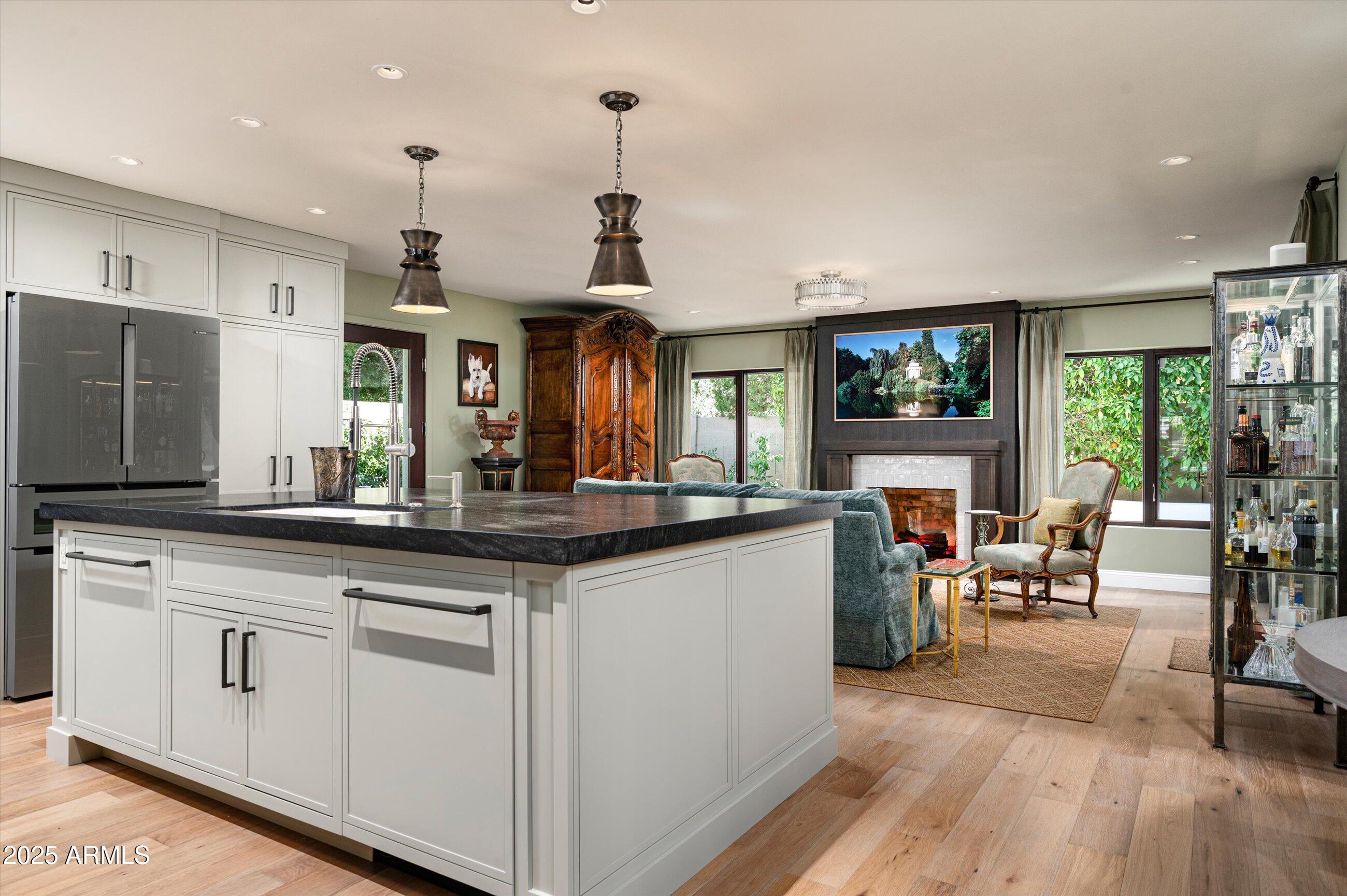 8541 N FARVIEW Drive, Scottsdale