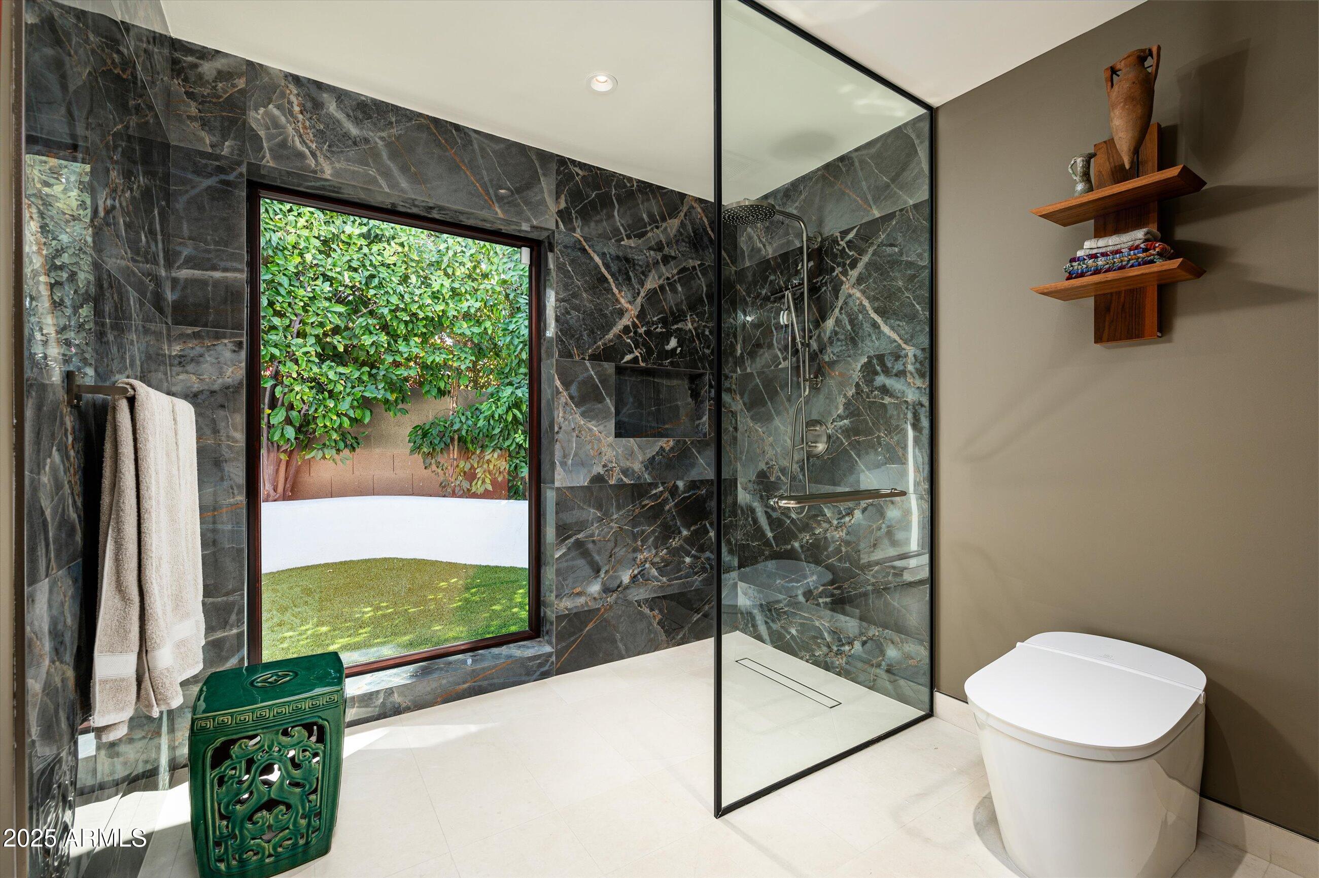 8541 N FARVIEW Drive, Scottsdale