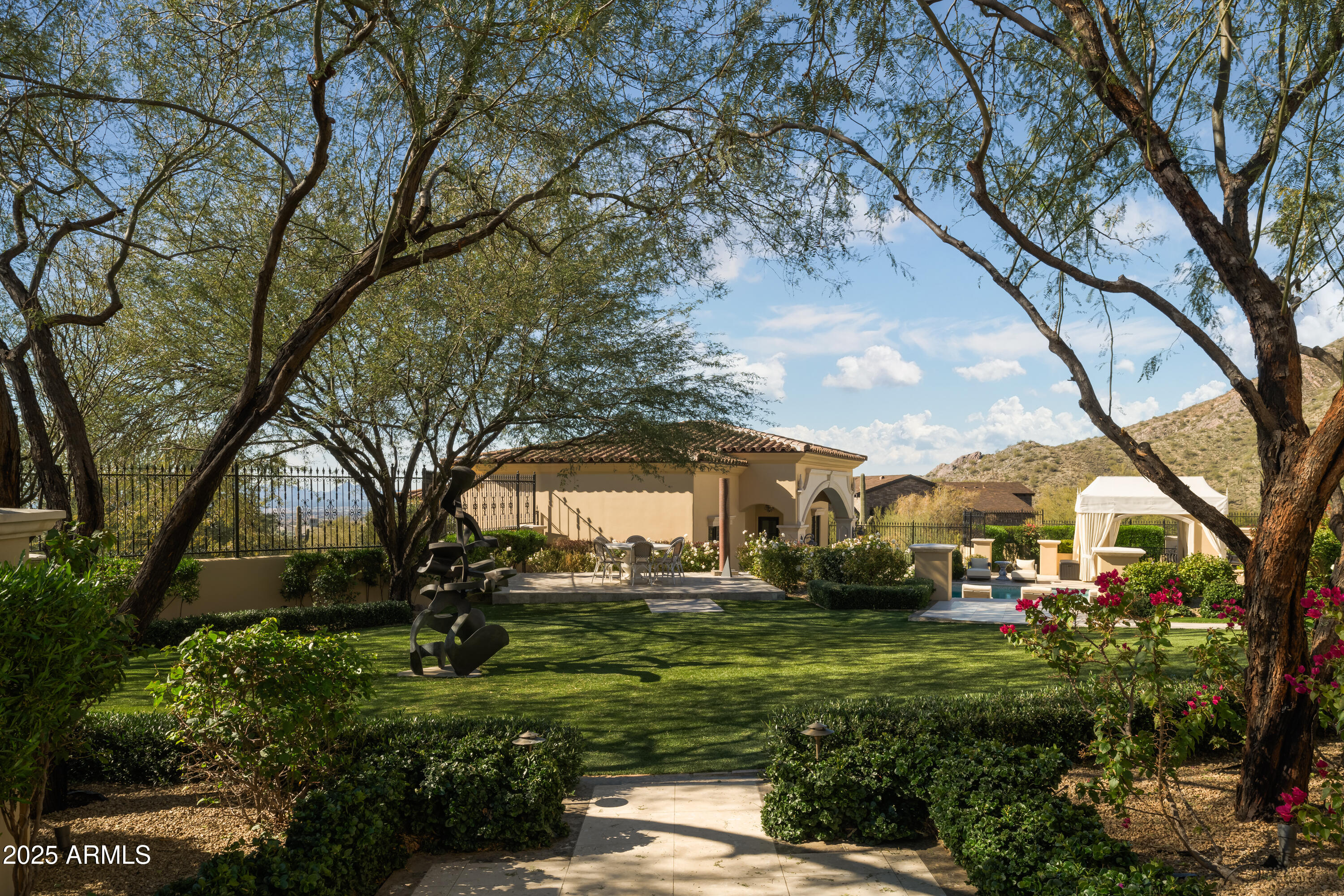 10947 E WINGSPAN Way, Scottsdale