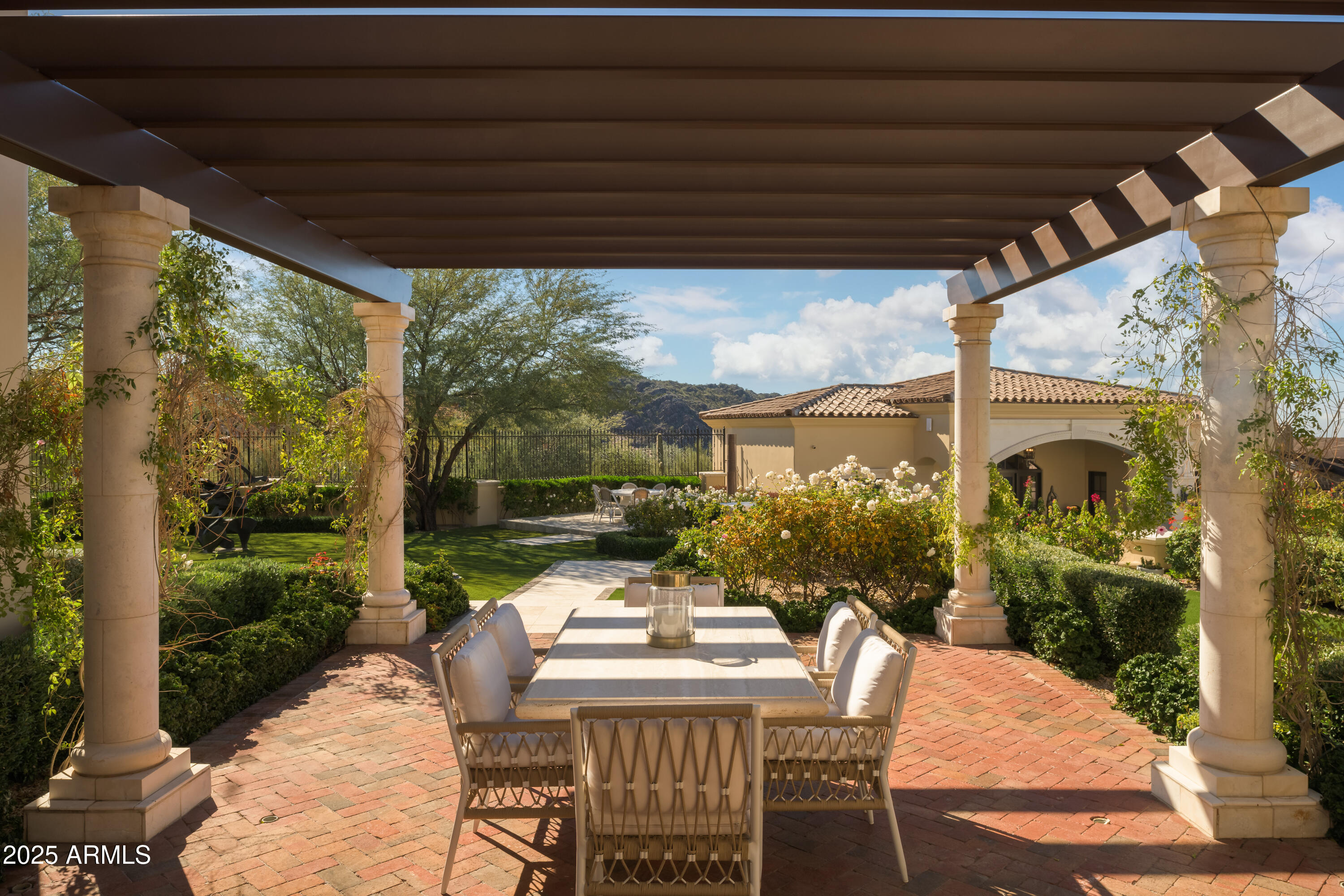 10947 E WINGSPAN Way, Scottsdale