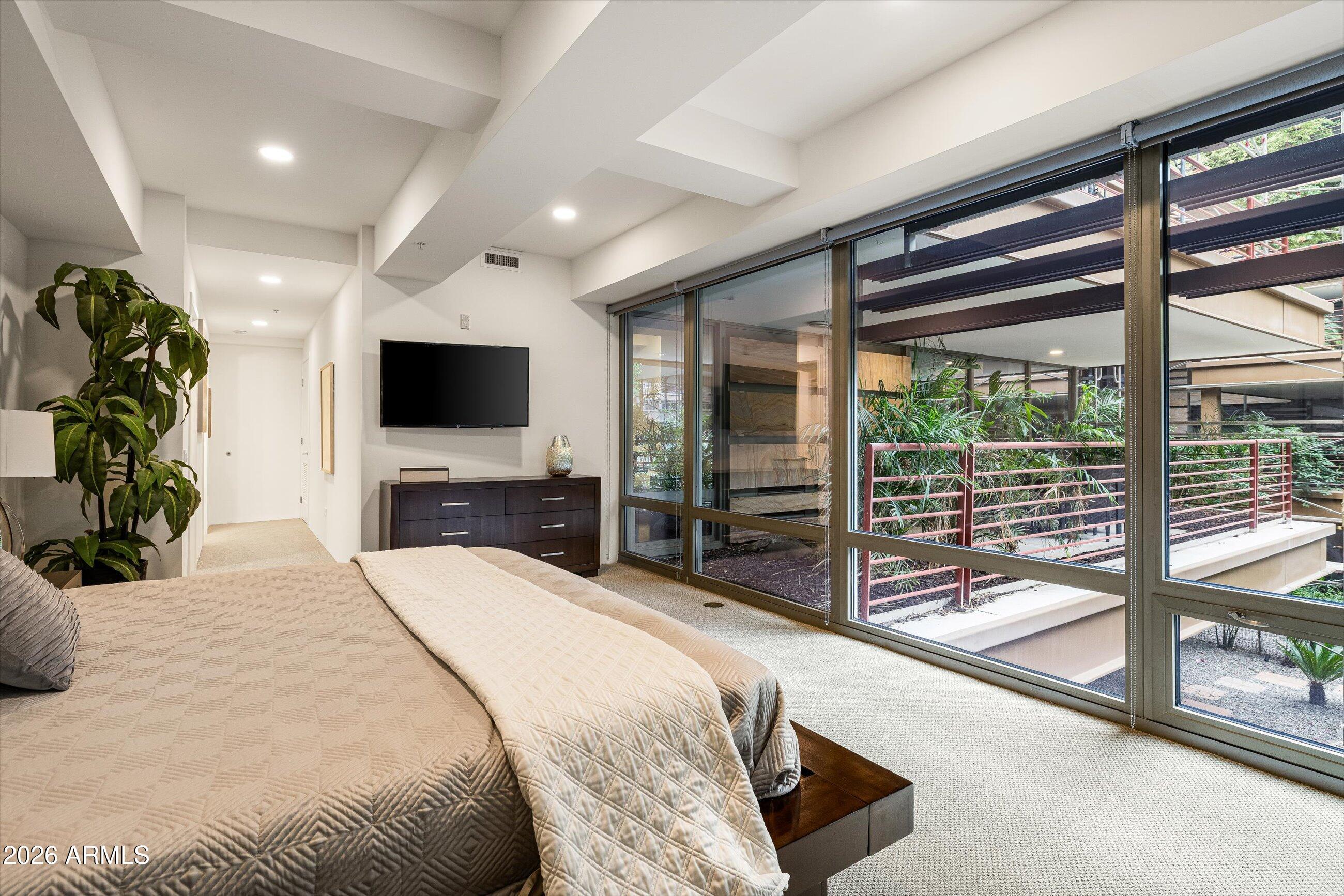 7157 E RANCHO VISTA Drive, 2012, Scottsdale Unit: 2012