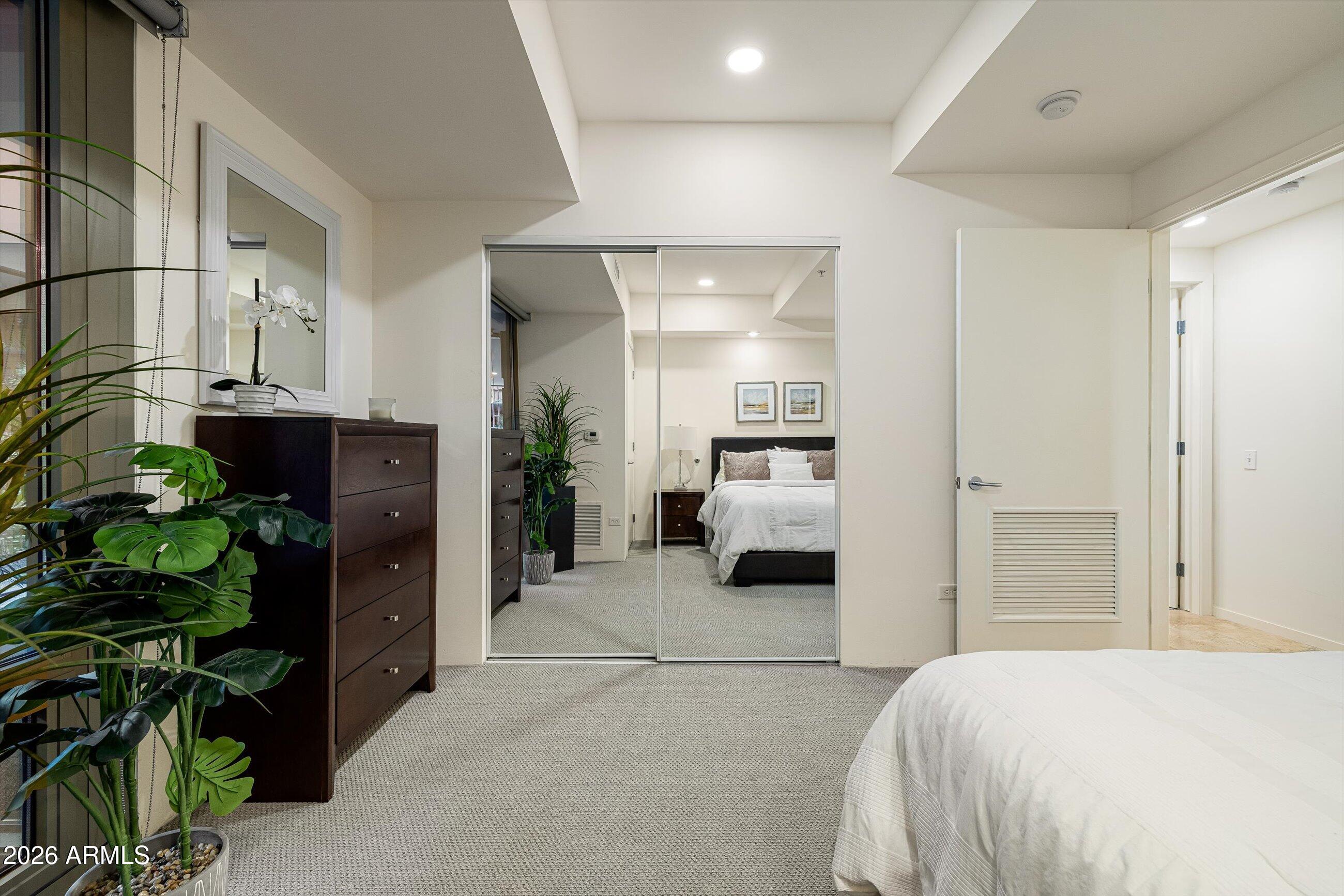 7157 E RANCHO VISTA Drive, 2012, Scottsdale Unit: 2012