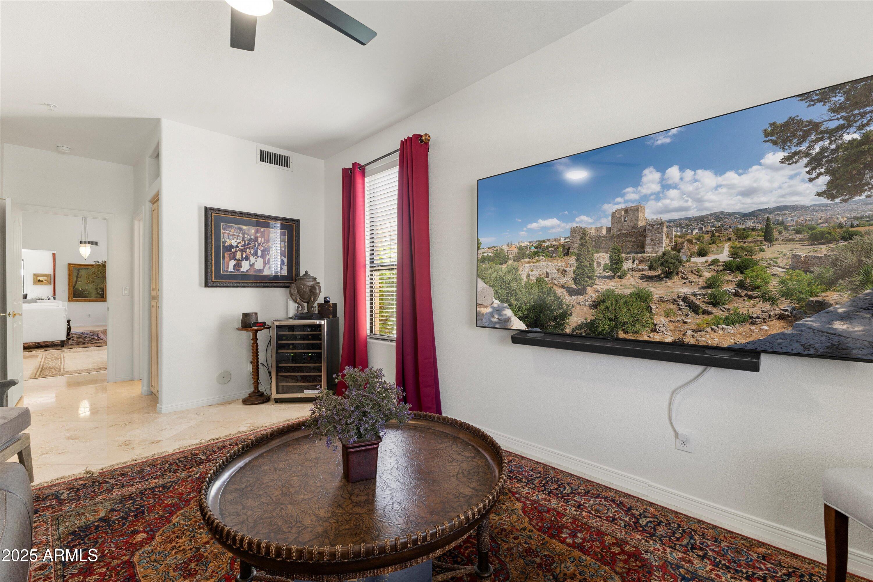 8100 E Camelback Road, 101