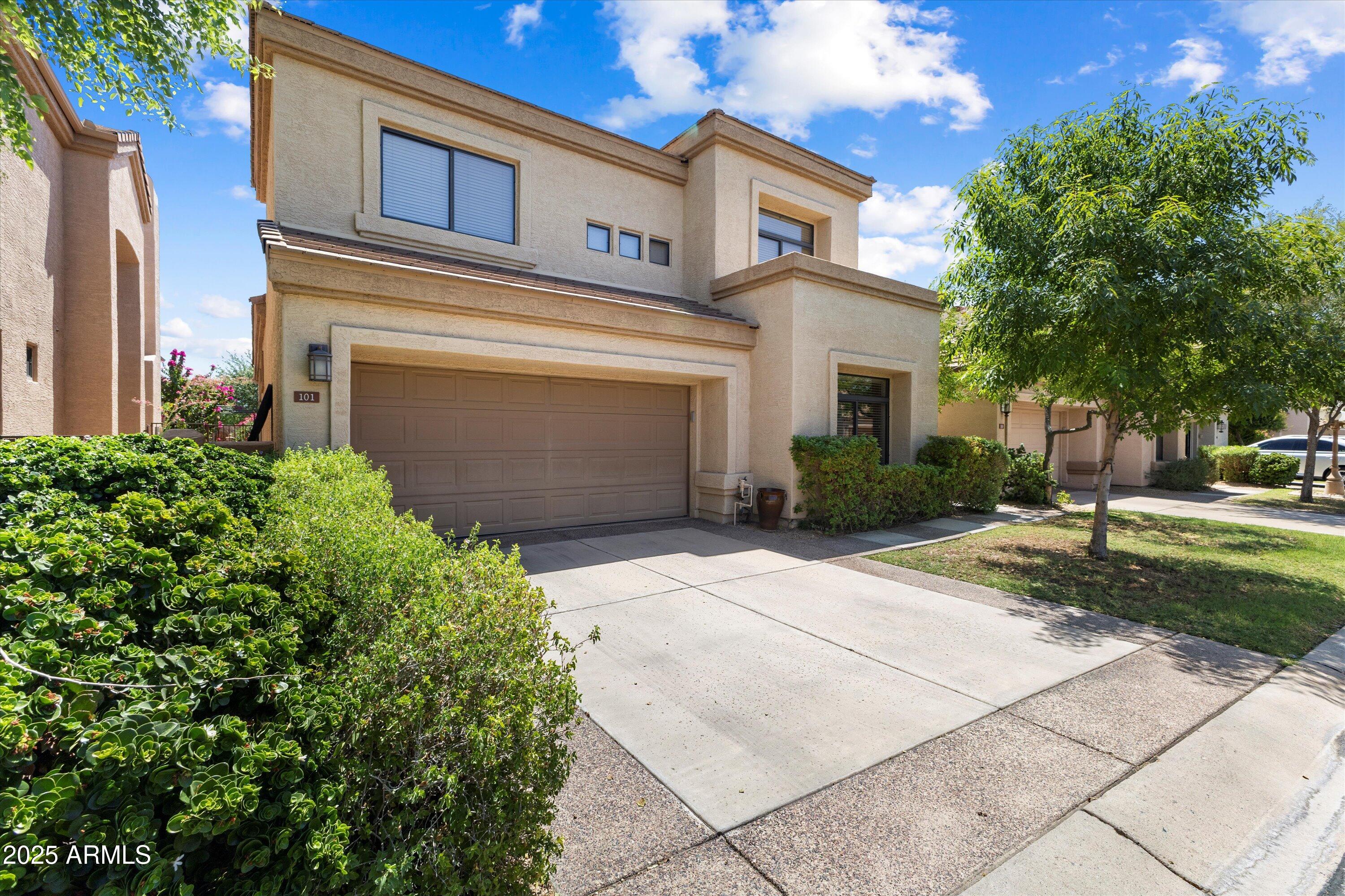 8100 E Camelback Road, 101