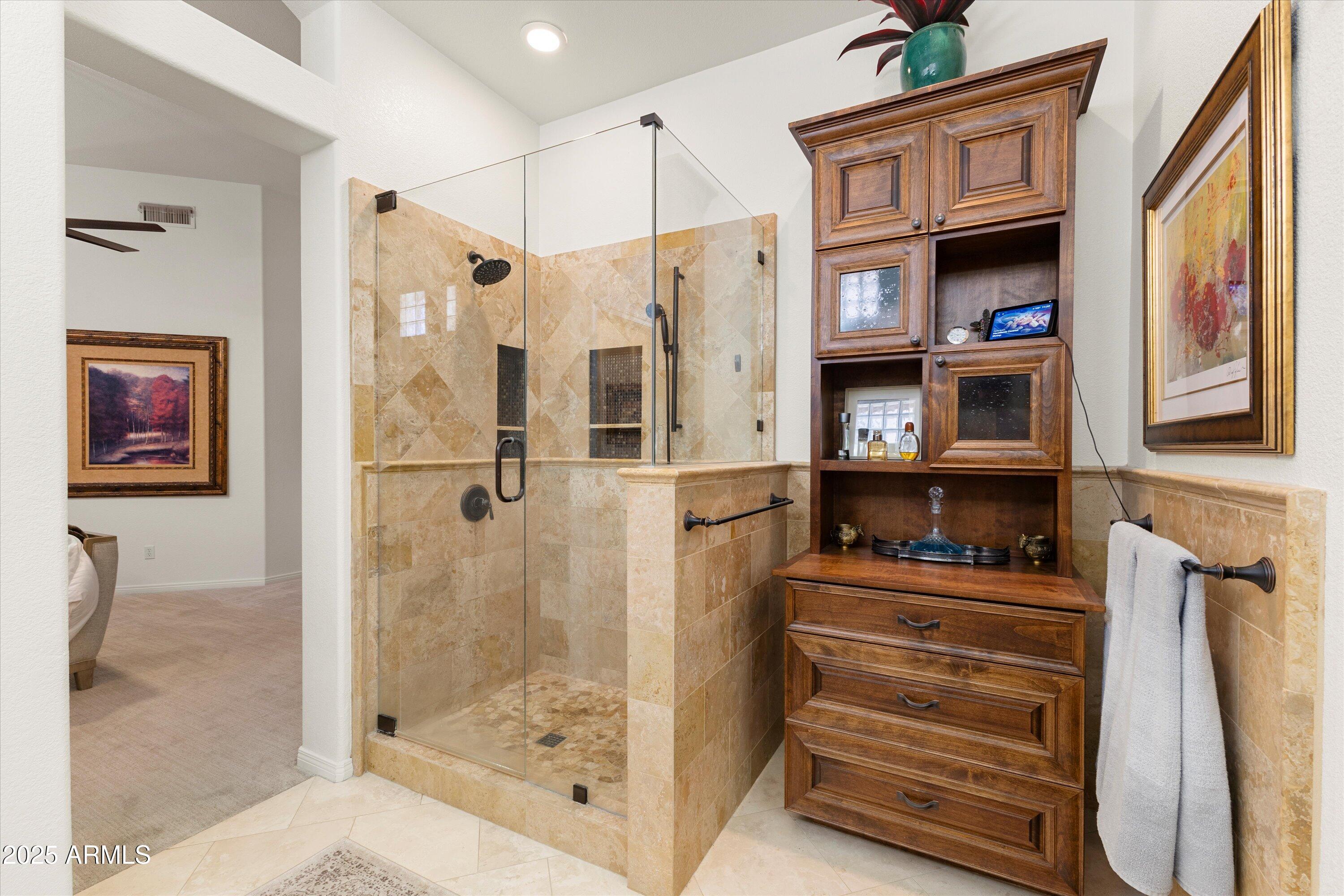 8100 E Camelback Road, 101