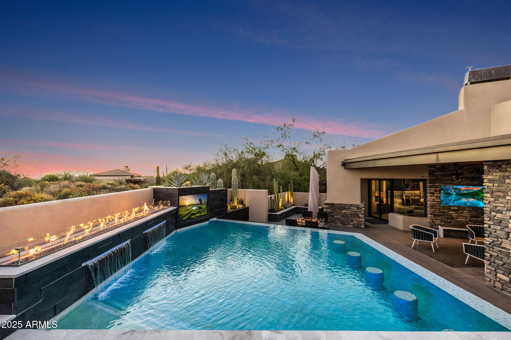 10381 E LOVING TREE Lane, Scottsdale