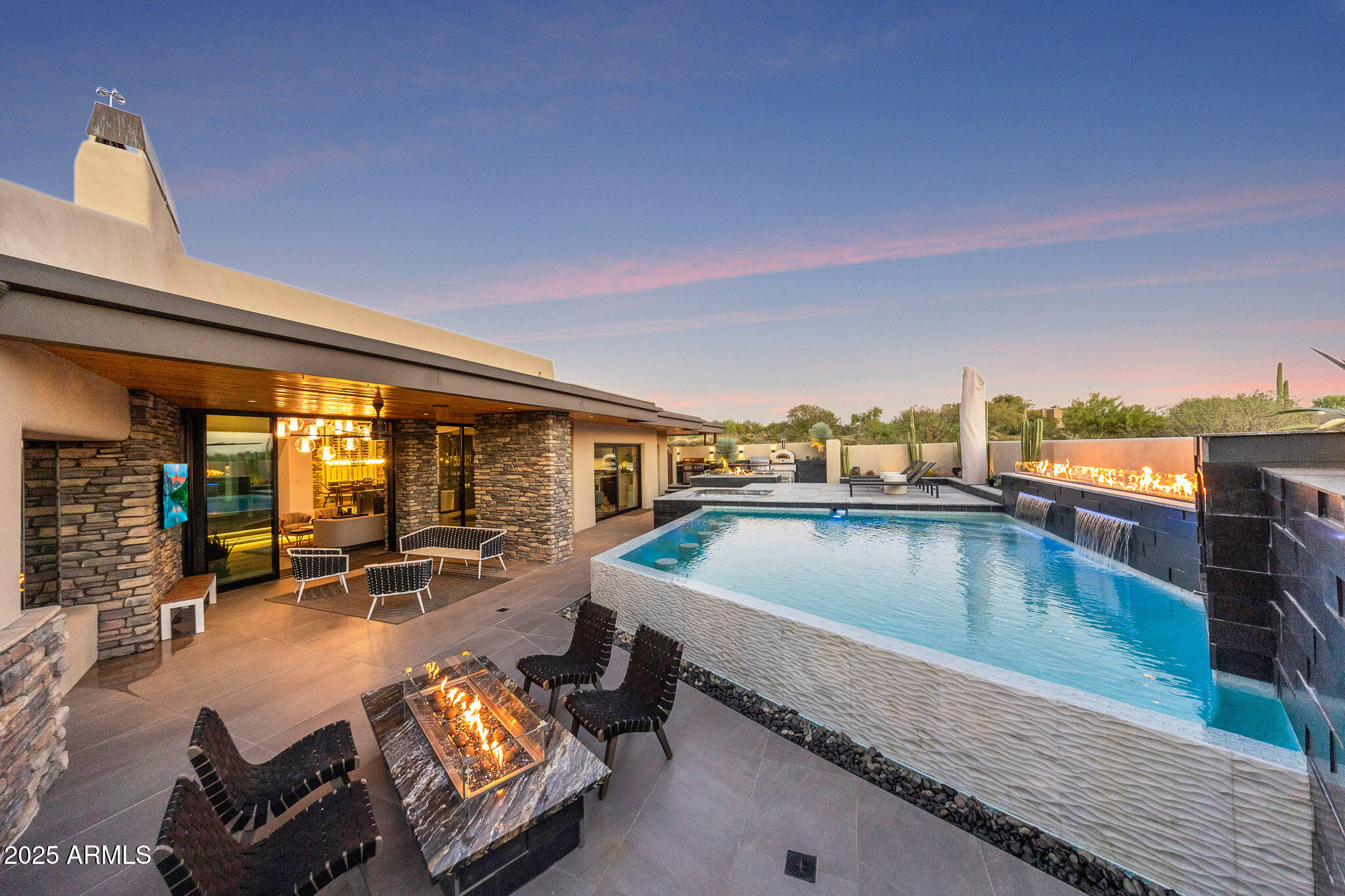 10381 E LOVING TREE Lane, Scottsdale