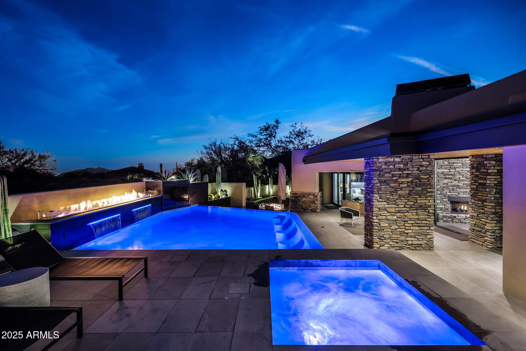 10381 E LOVING TREE Lane, Scottsdale