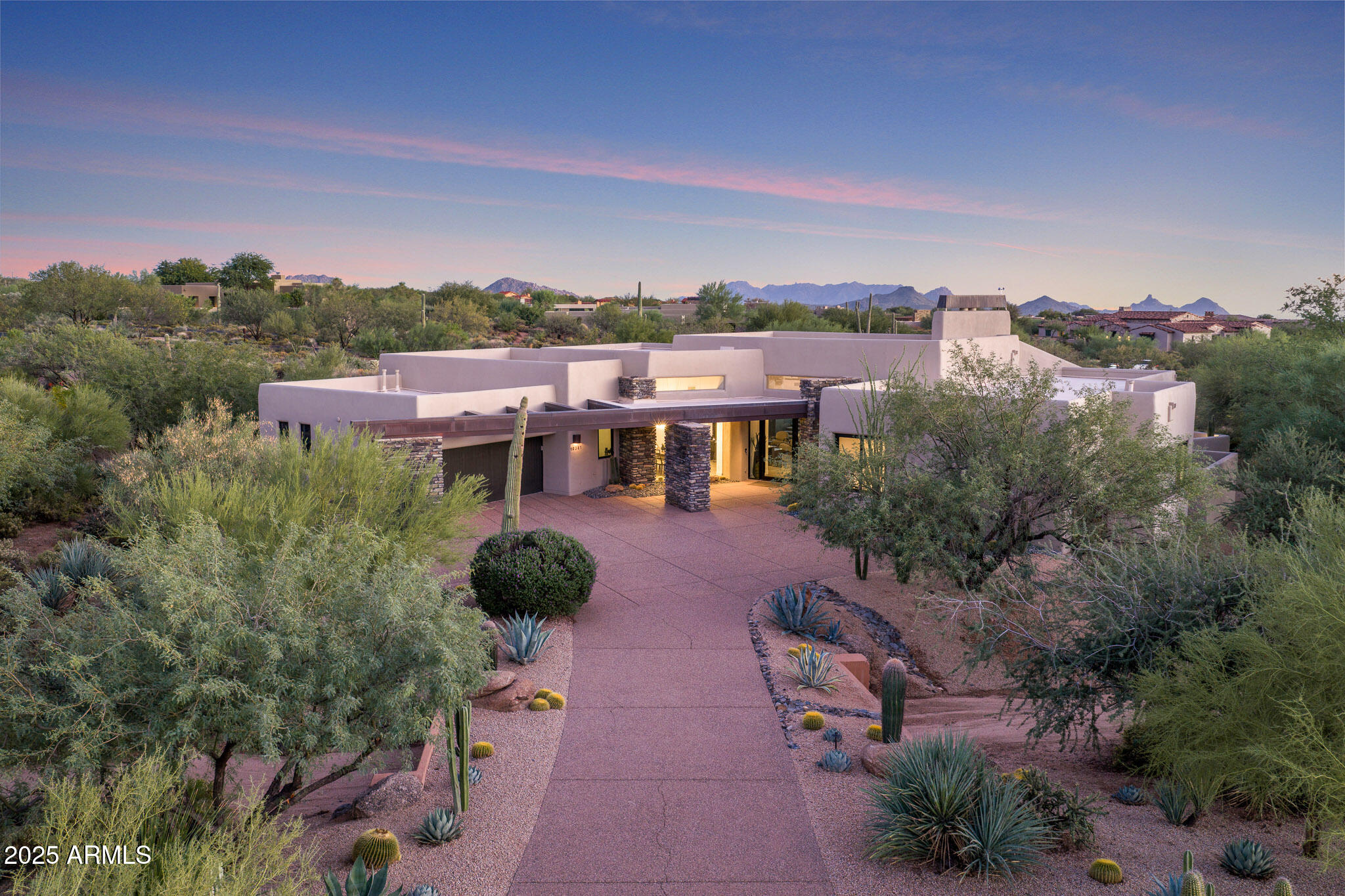 10381 E LOVING TREE Lane, Scottsdale