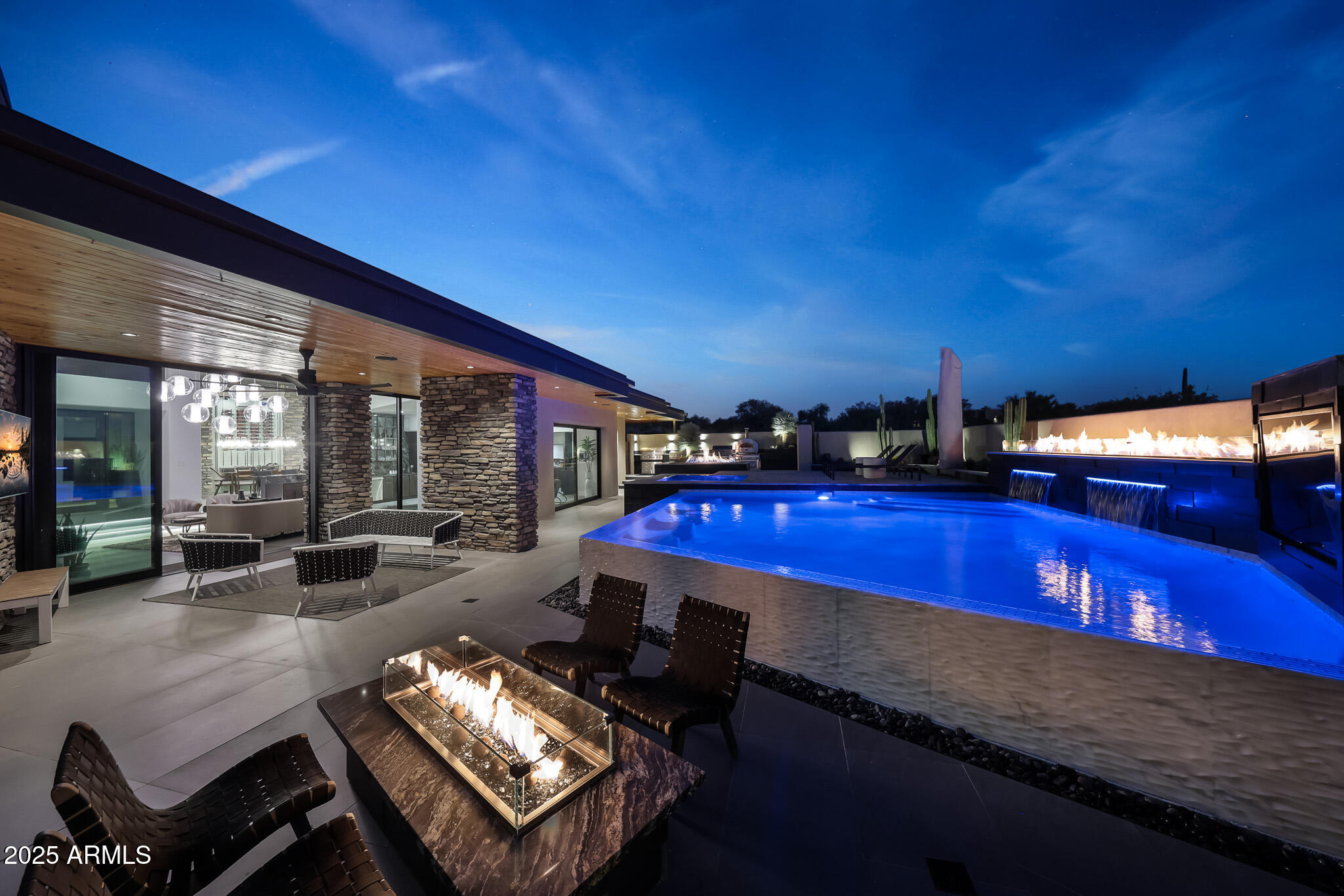 10381 E LOVING TREE Lane, Scottsdale