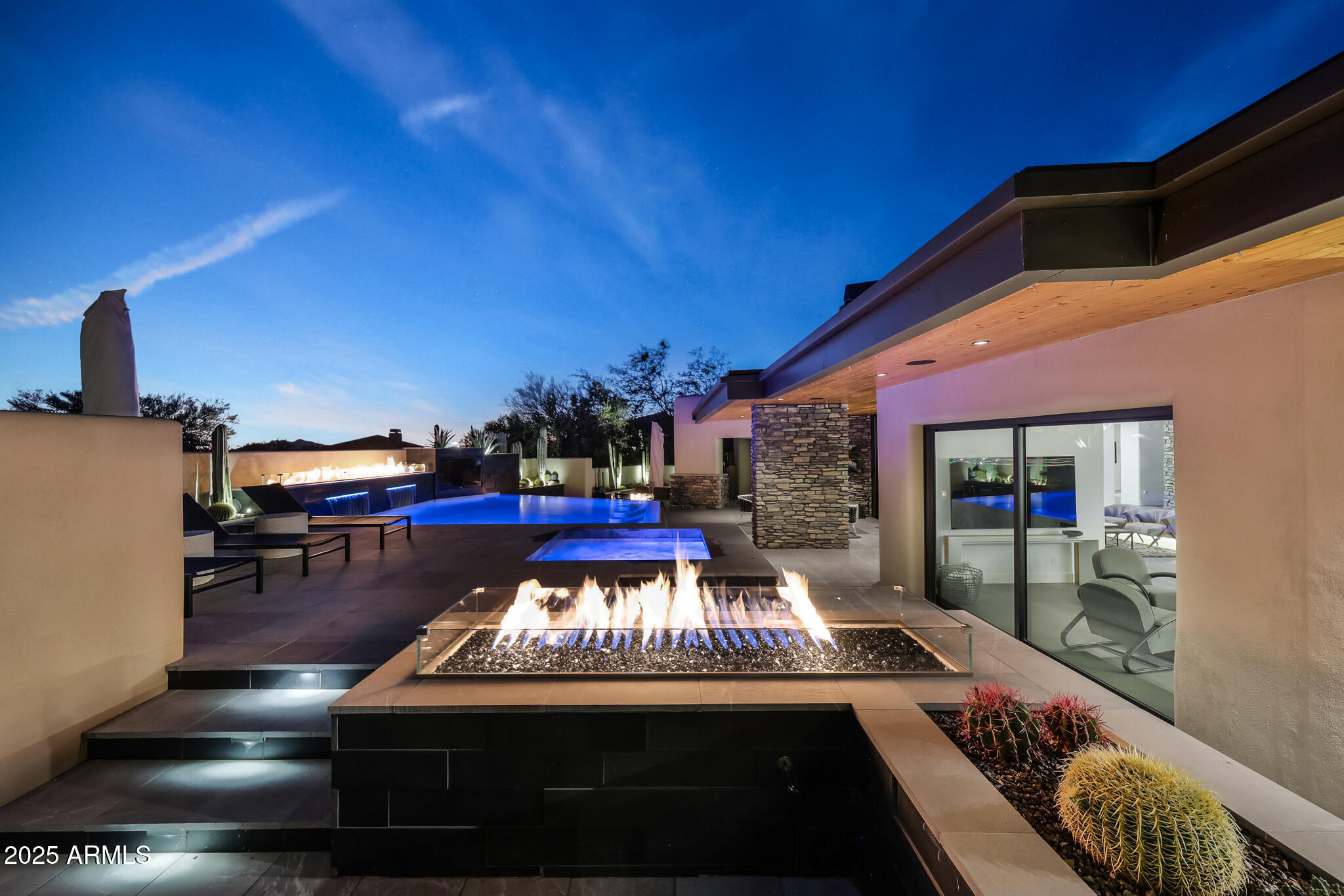 10381 E LOVING TREE Lane, Scottsdale