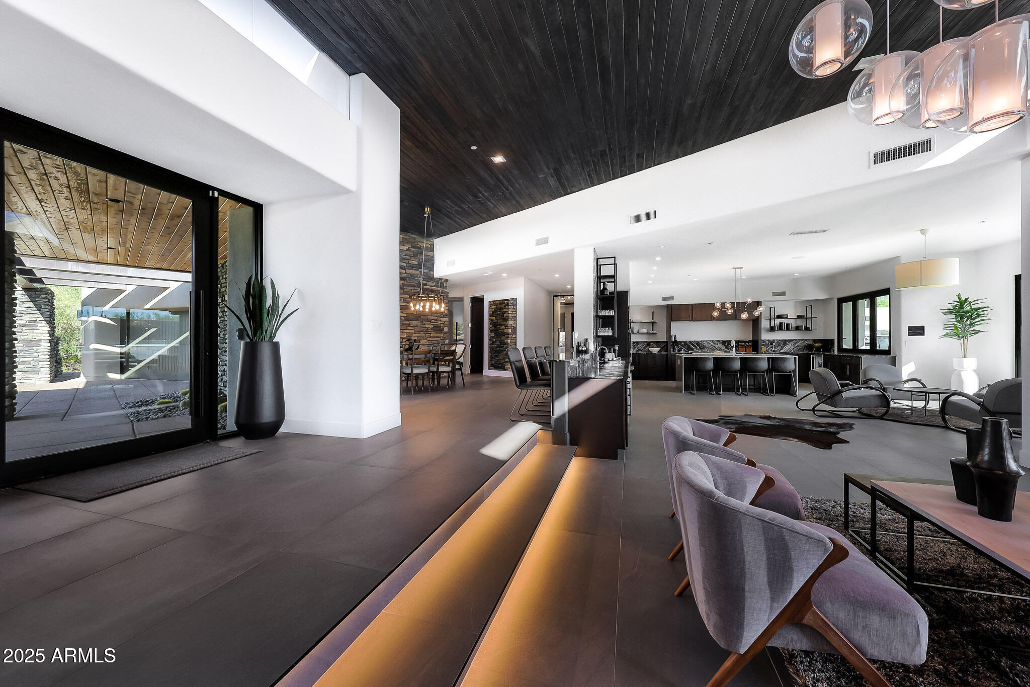 10381 E LOVING TREE Lane, Scottsdale