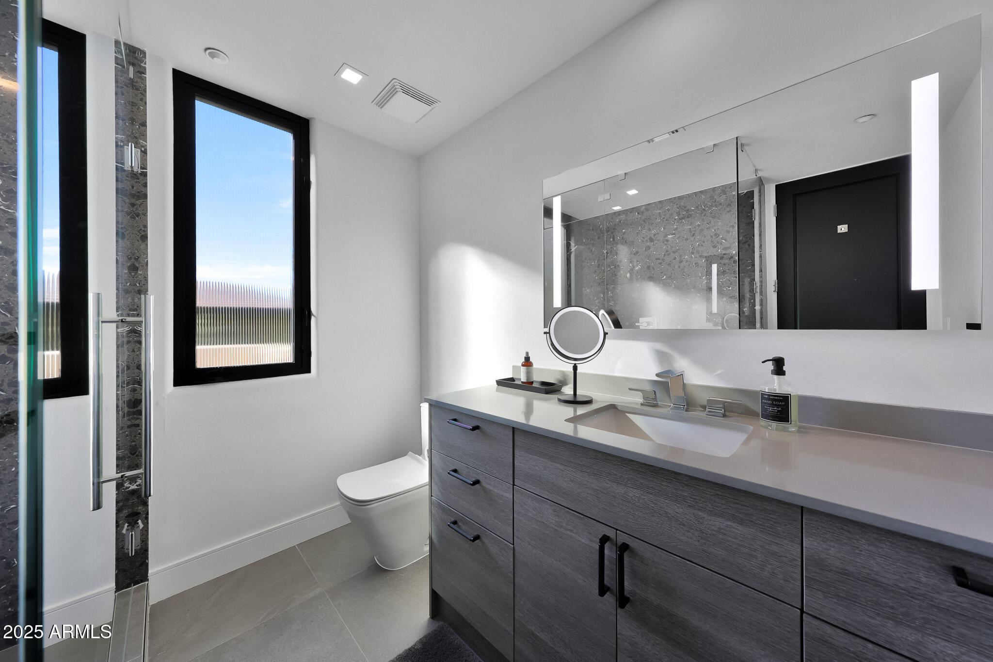 10381 E LOVING TREE Lane, Scottsdale