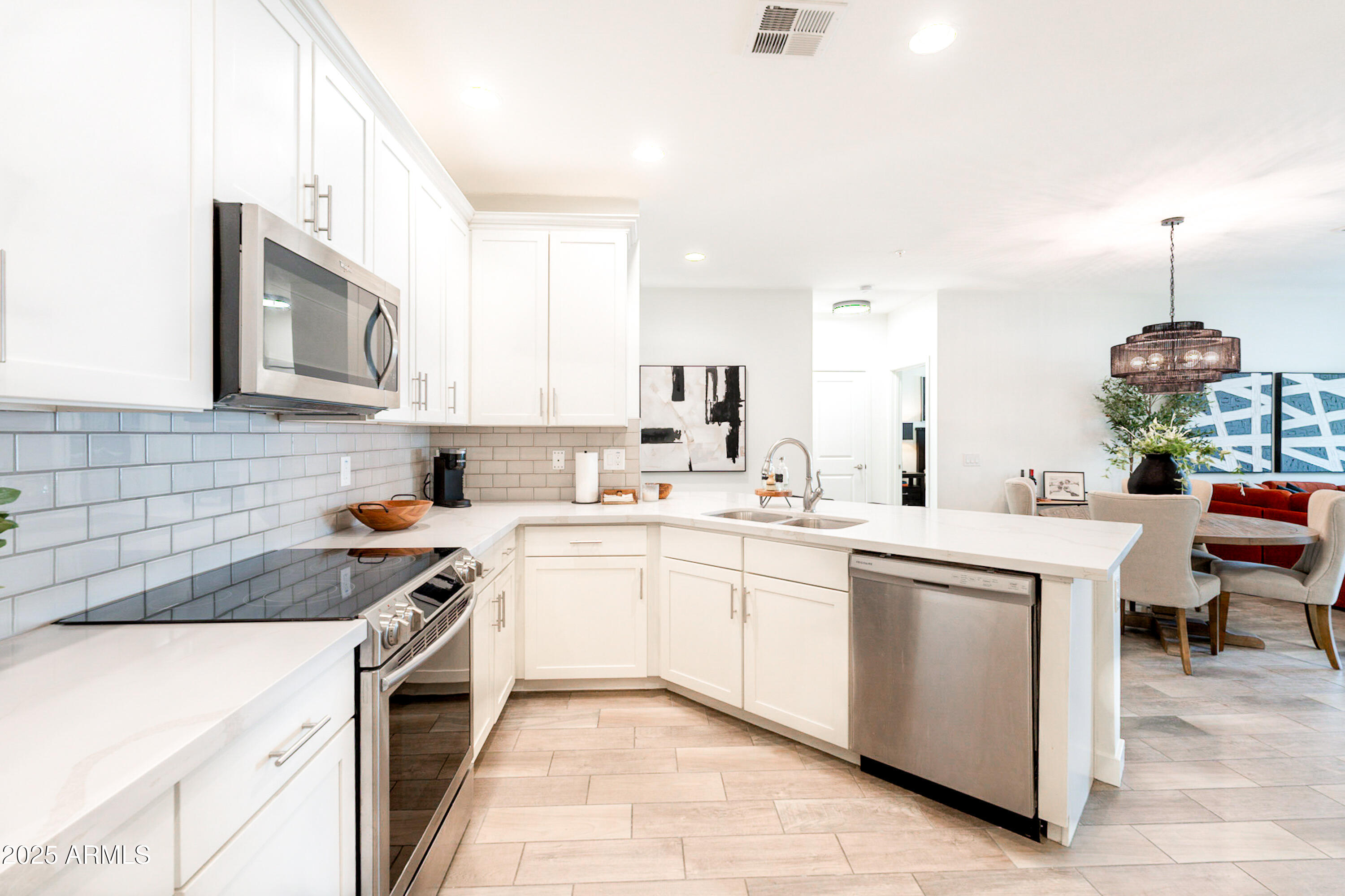 2511 W QUEEN CREEK Road, 325, Chandler Unit: 325