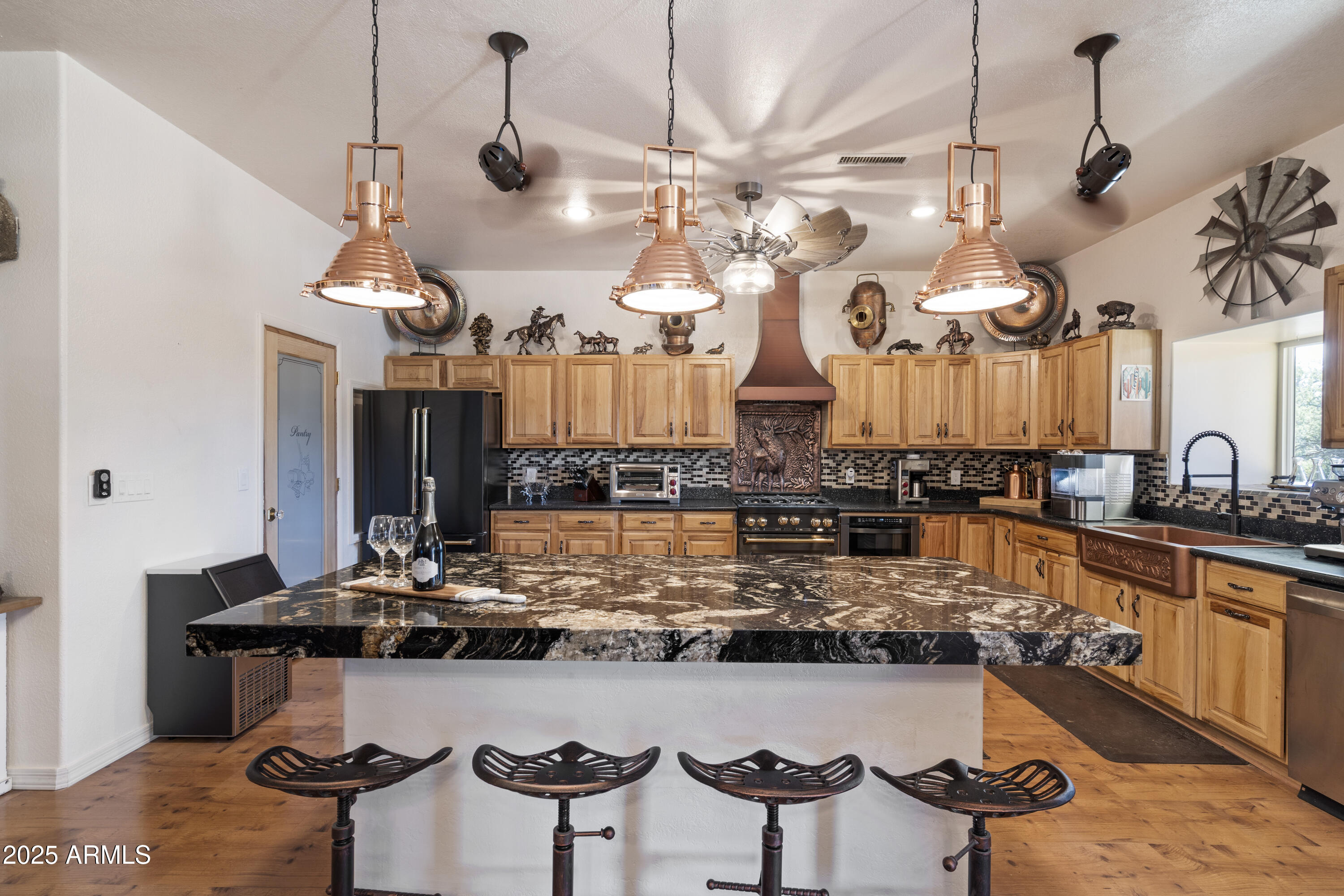 33425 W COWBOY CLINT Way, Seligman