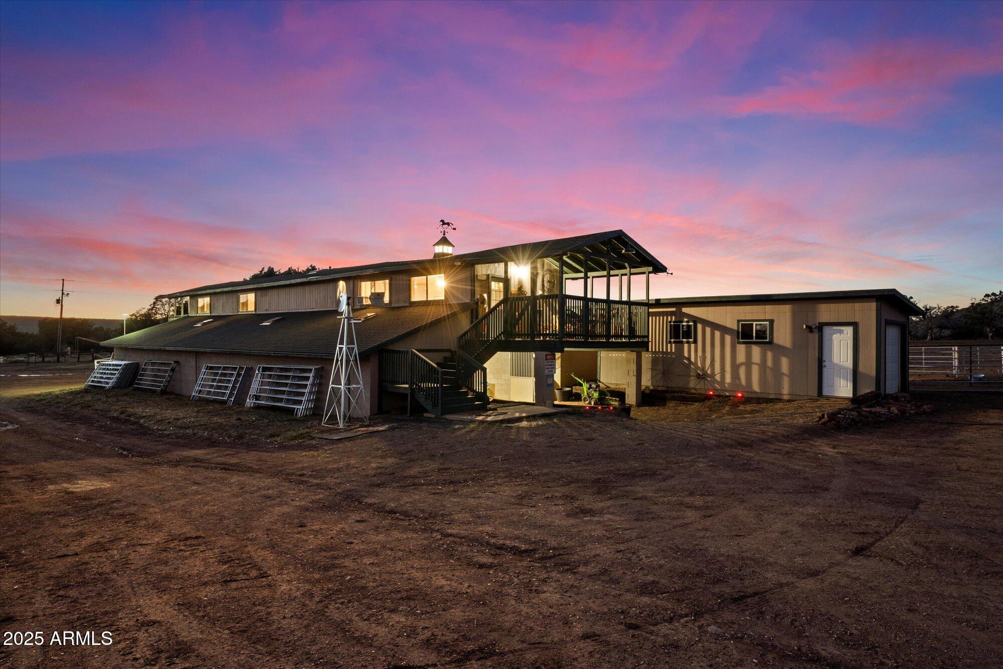 33425 W COWBOY CLINT Way, Seligman