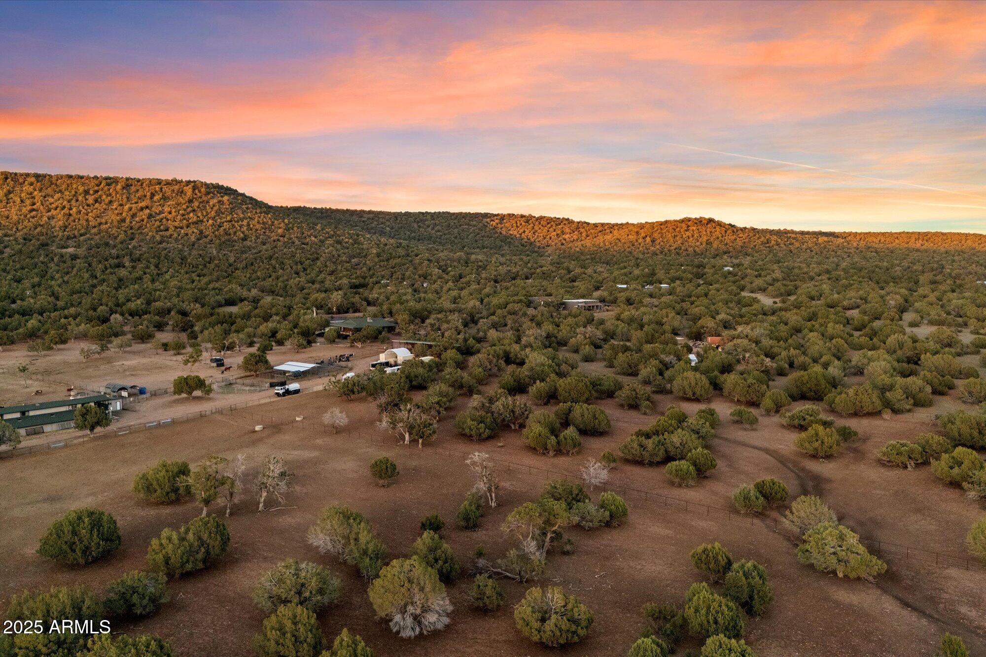 33425 W COWBOY CLINT Way, Seligman